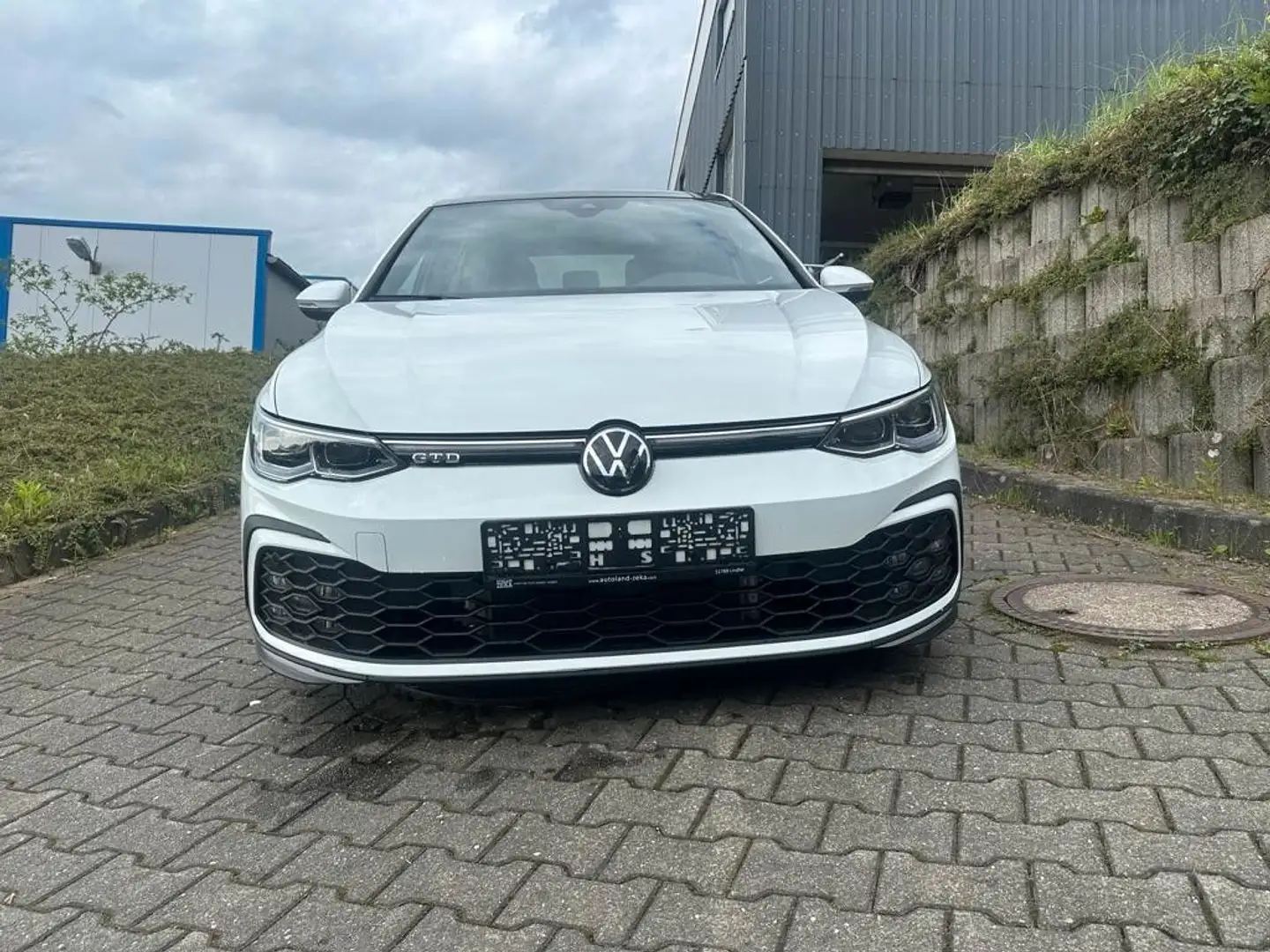 Volkswagen Golf VIII Lim*GTD*AppleCar*Pano*Navi*IQ.Light* Weiß - 2