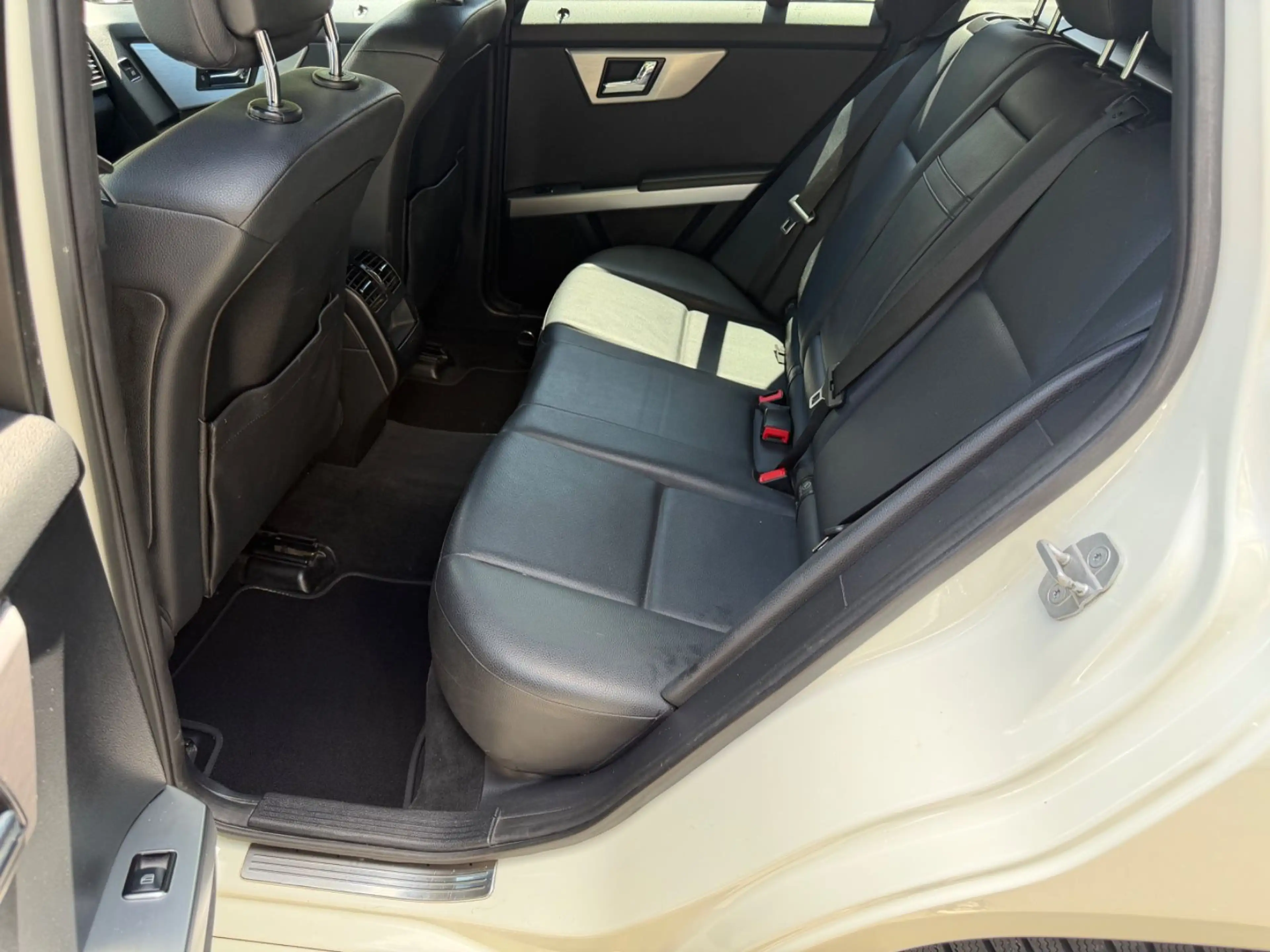 Mercedes-Benz GLK 220 CDI BlueEfficiency 4Matic *AUTOMATIK* — photo 10