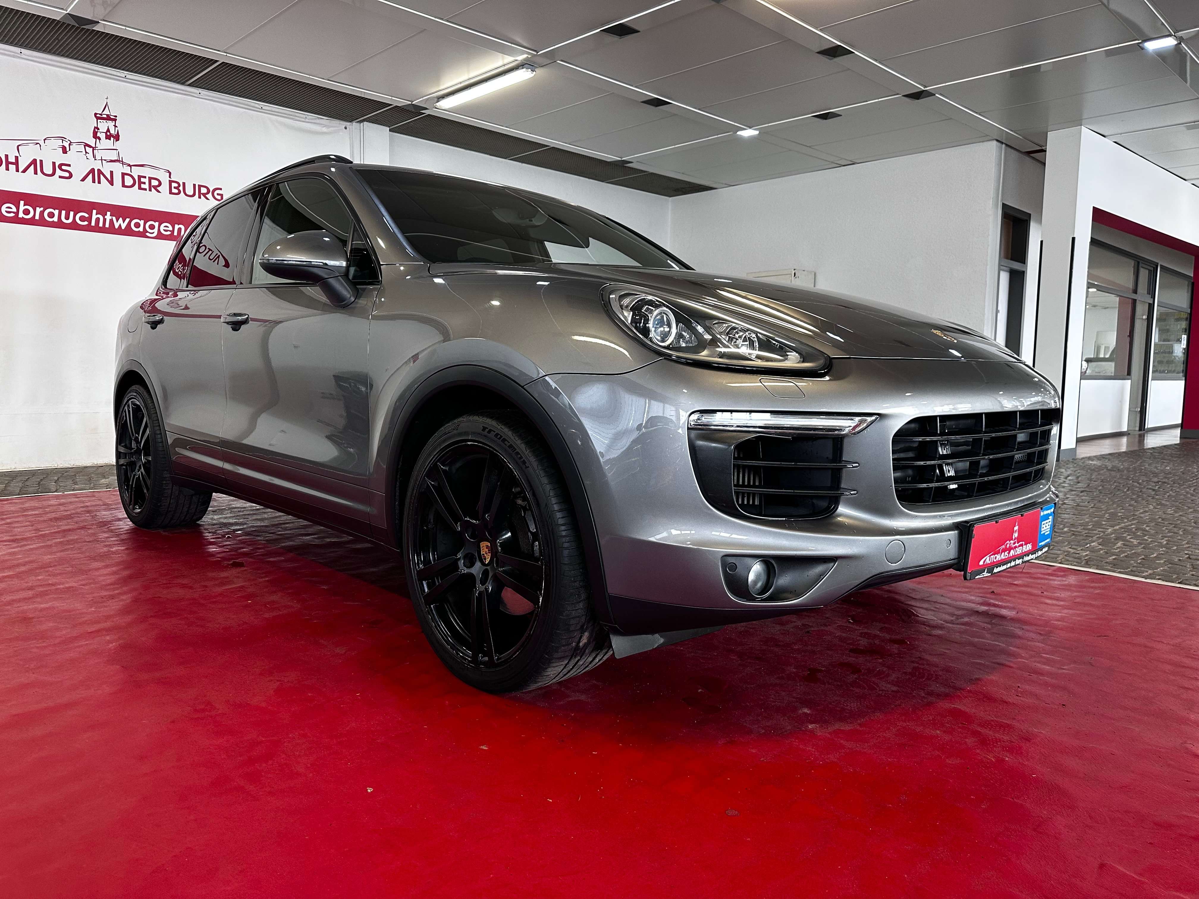 Second hand Porsche Cayenne 