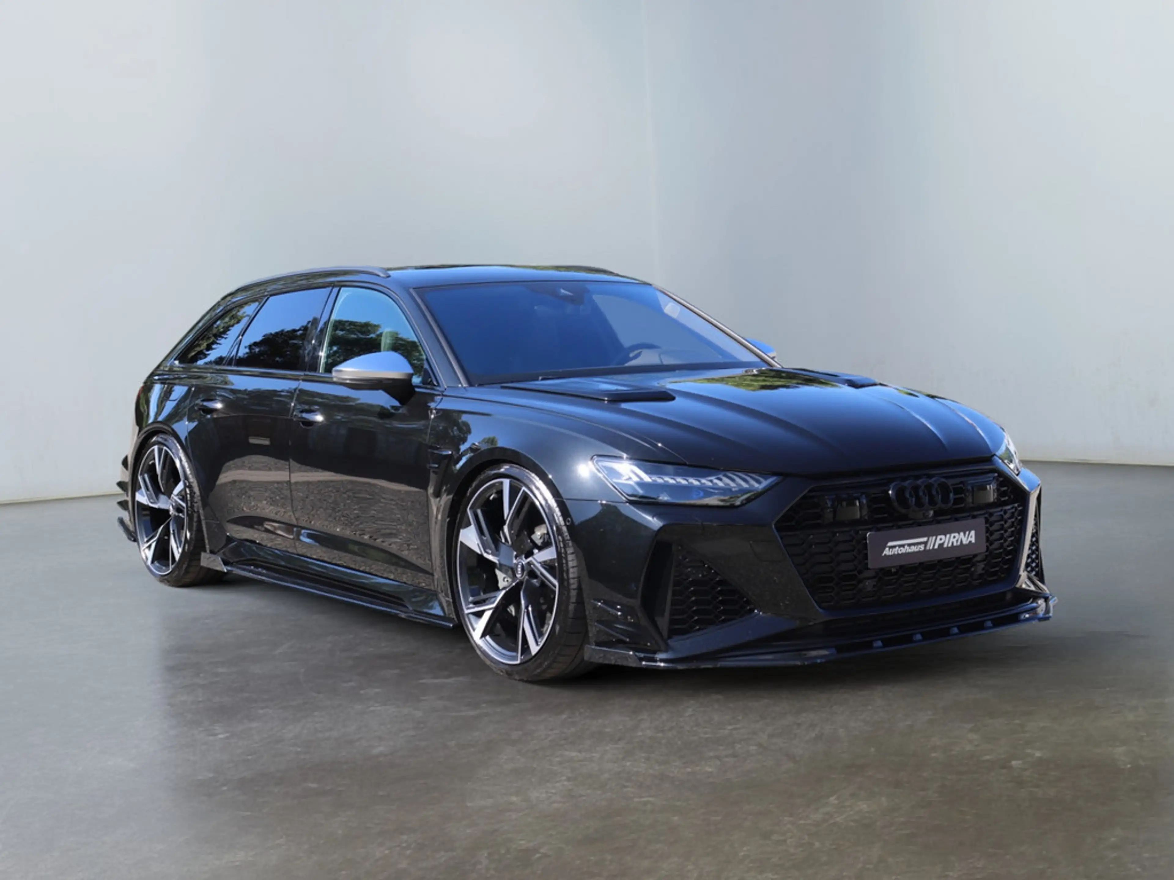 Audi RS6 Avant 4.0 TFSI quattro #305km/h #Keramik — photo 2