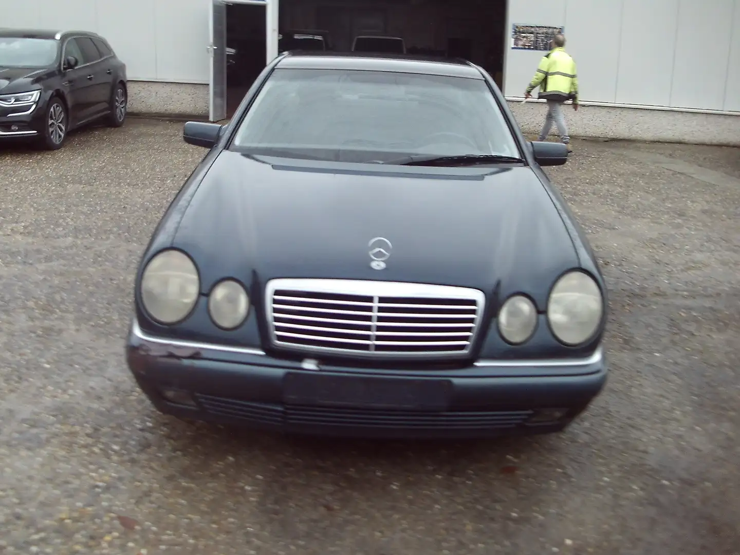 Mercedes-Benz E 220 E 220 CDI Elegance airco++automaat++++++ Fekete - 2