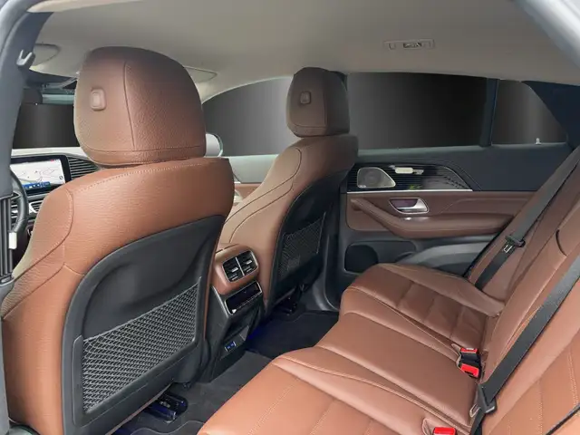 Mercedes-Benz 450 view 10
