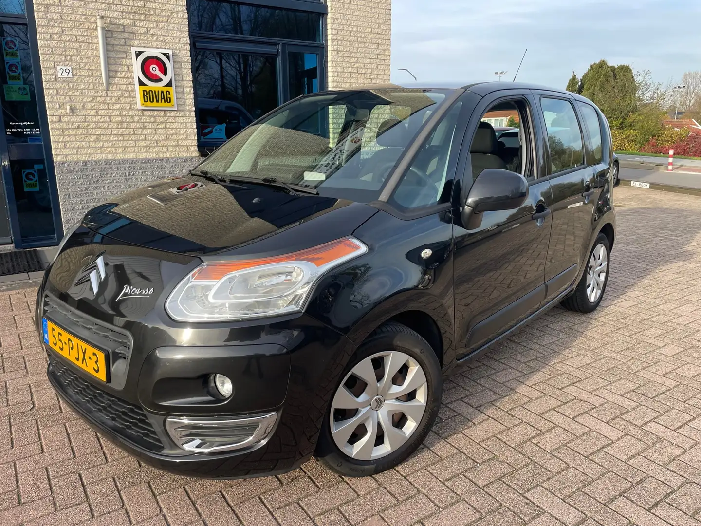 Citroen C3 Picasso 1.4 VTi Aura-NL AUTO-dealer onderhouden Noir - 1