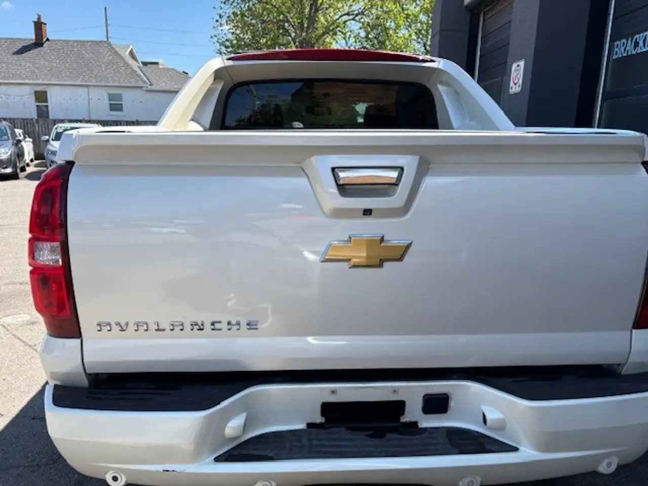 Chevrolet Avalanche снимка Chevrolet Avalanche
