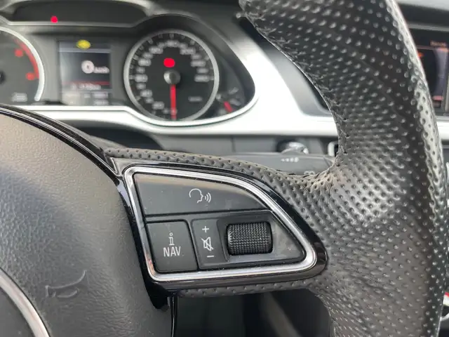 Audi A4 view 15