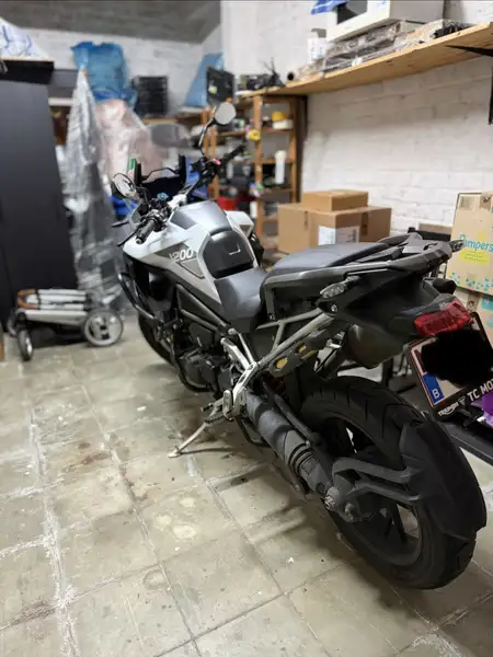 Triumph Tiger 1200 - foto 6