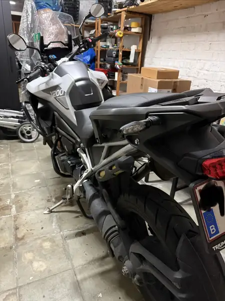 Triumph Tiger 1200 - foto 2