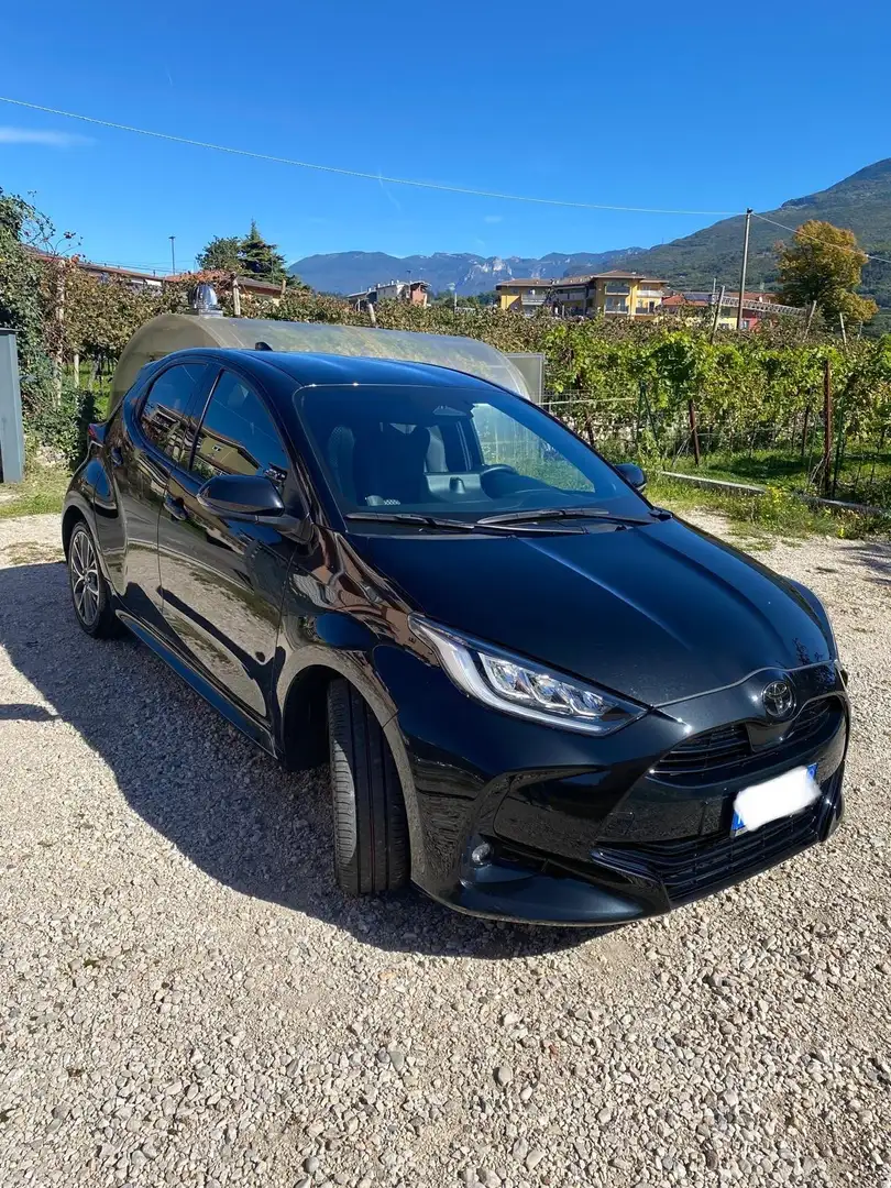 Toyota Yaris 1.5h Lounge - 1