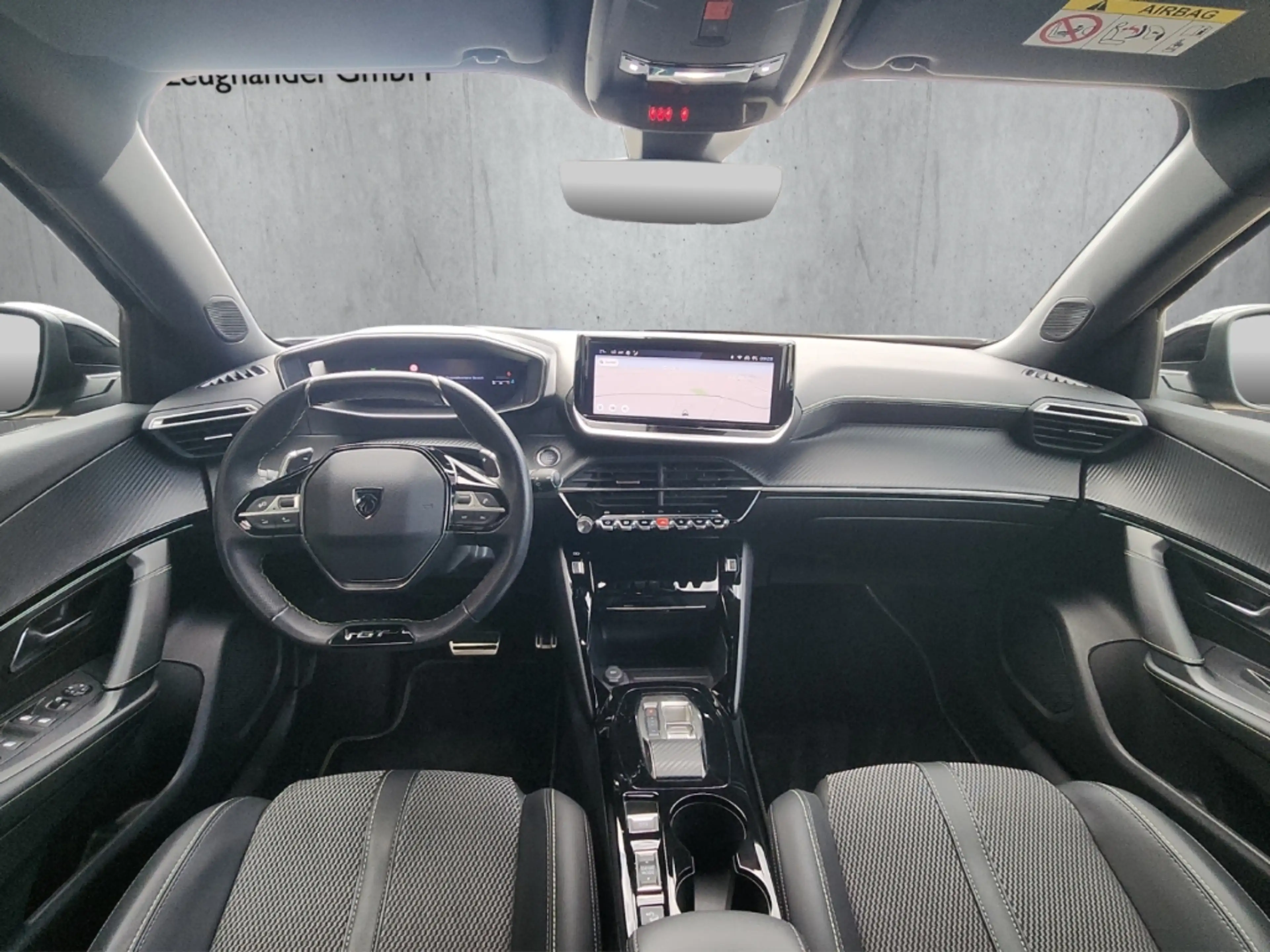 Peugeot 2008 GT PT 130 EAT8 Navi LED ACC 360 Kamera Apple CarPl — photo 12