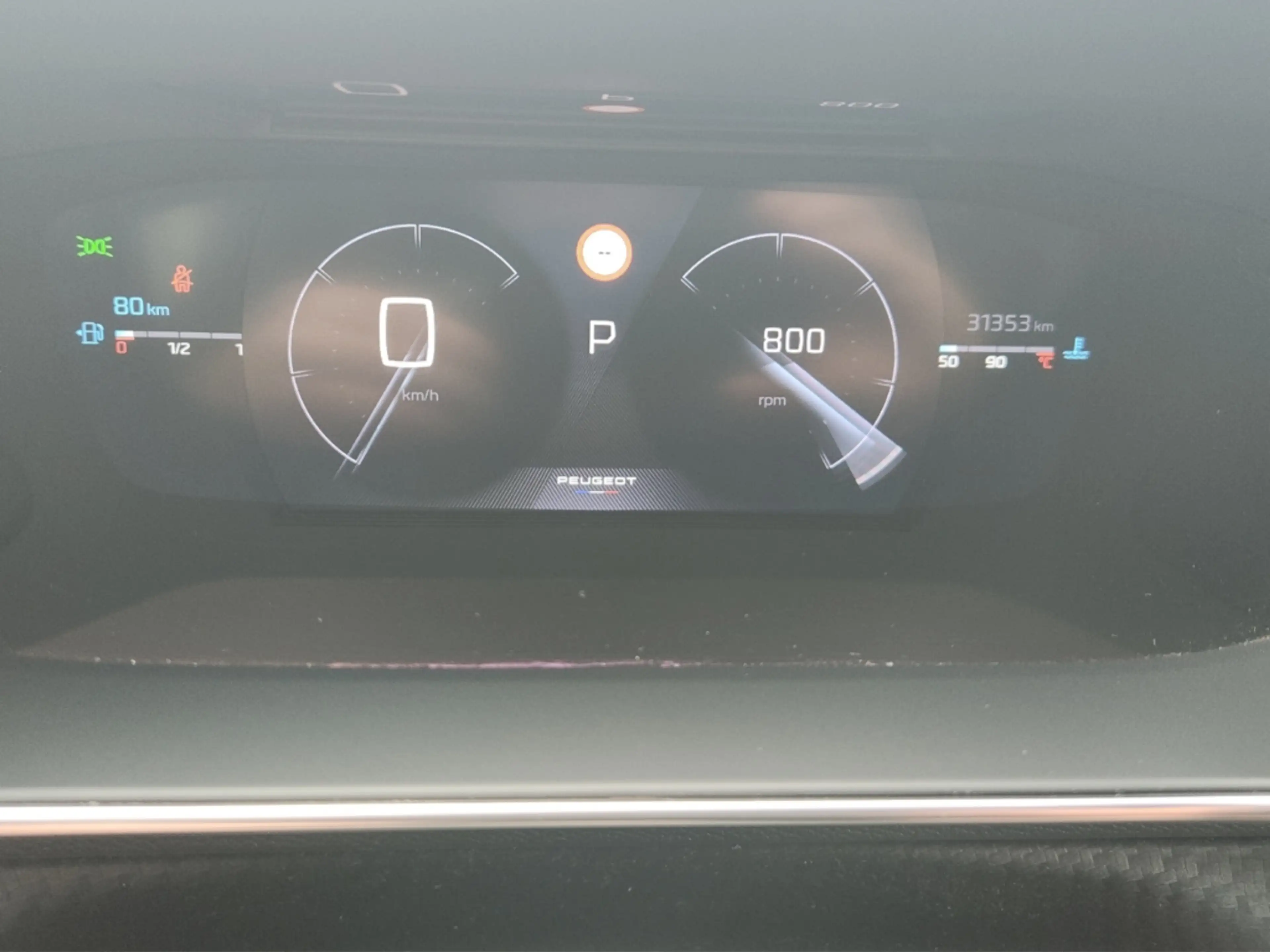 Peugeot 2008 GT PT 130 EAT8 Navi LED ACC 360 Kamera Apple CarPl — photo 15