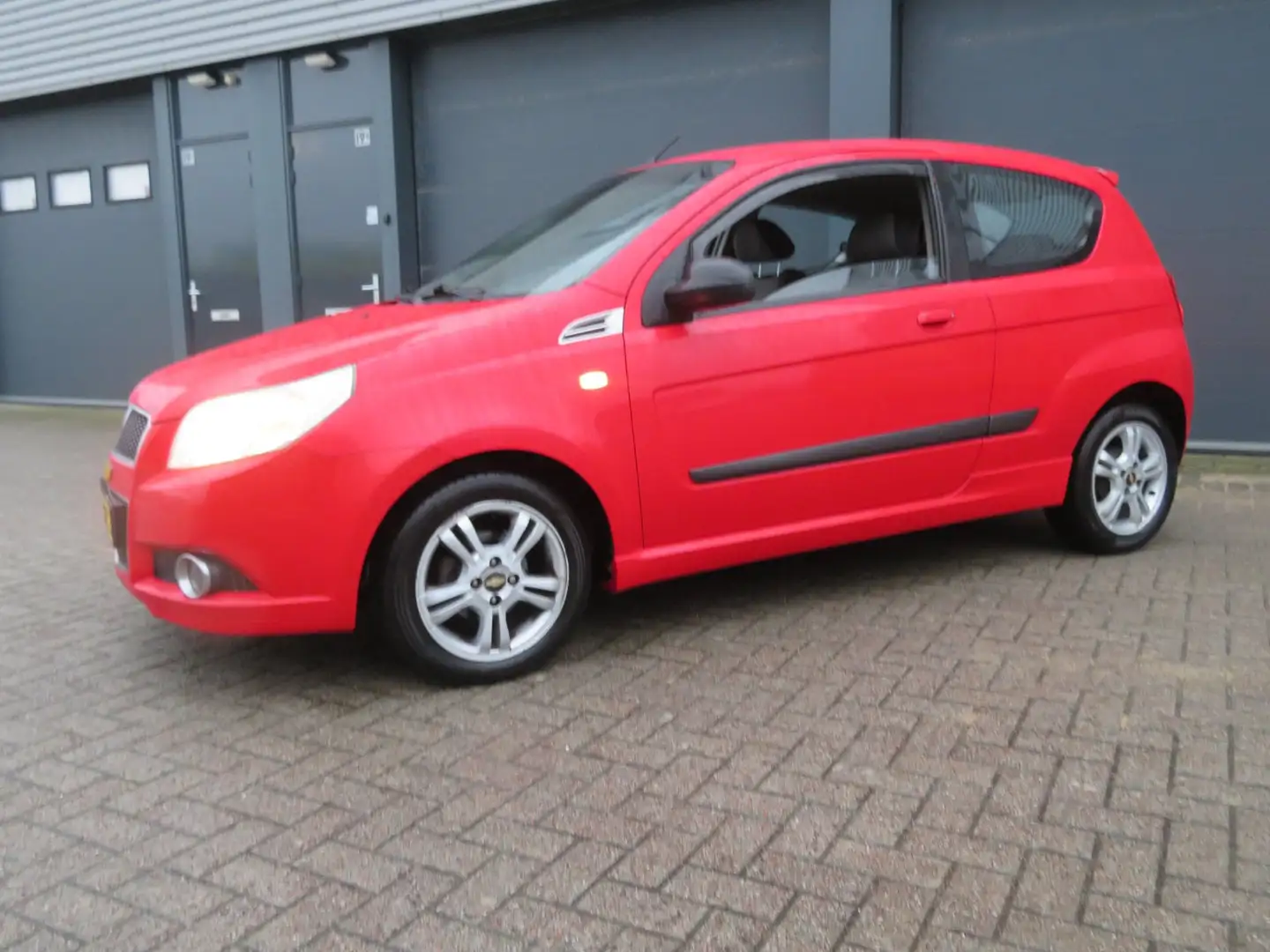 Chevrolet Aveo 1.2 16V LS+ nieuwe apk 5-12-2026 Rojo - 2