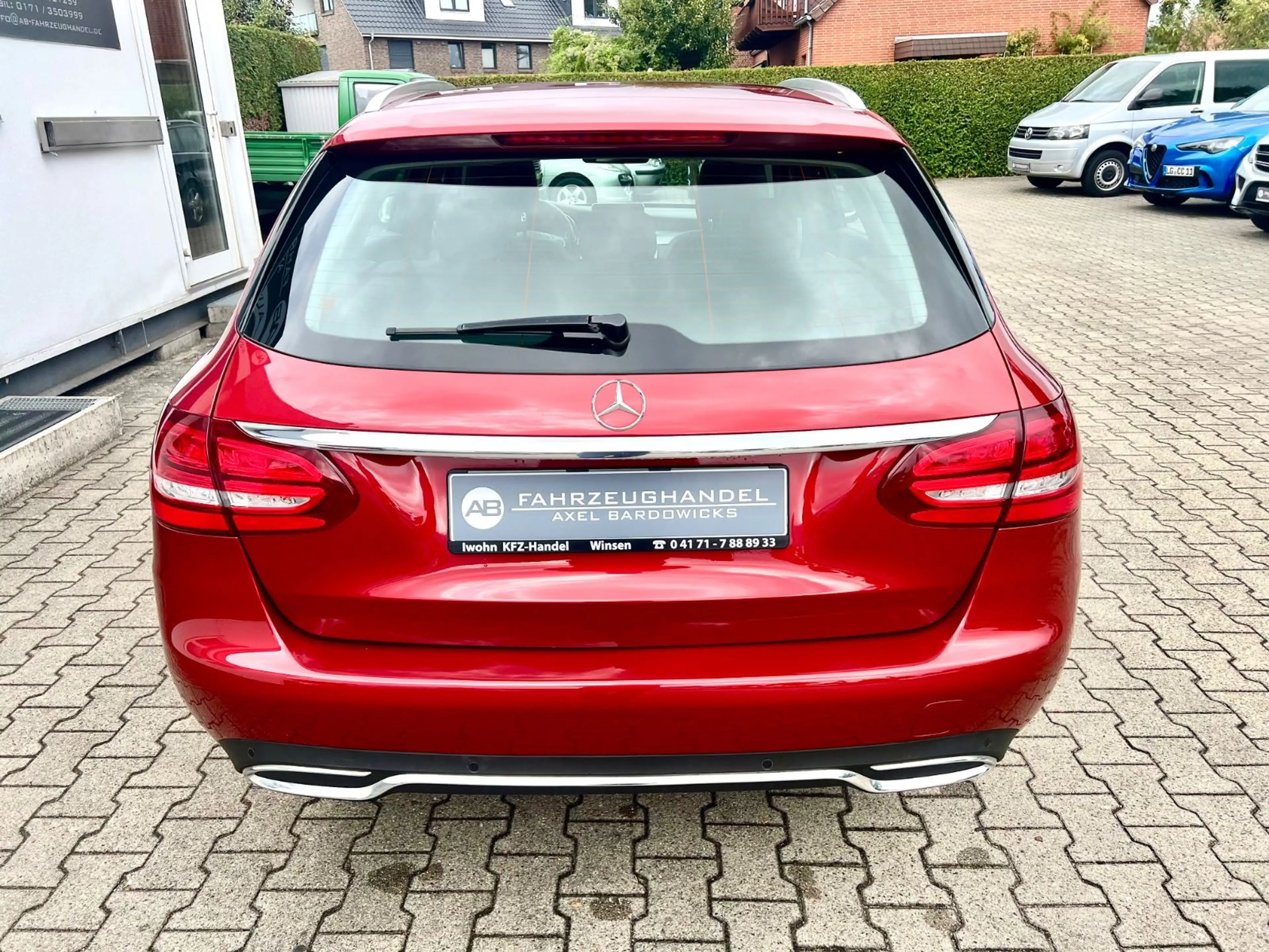 Mercedes-Benz C 250 T-Modell / AHK / Pano./ LED — photo 5