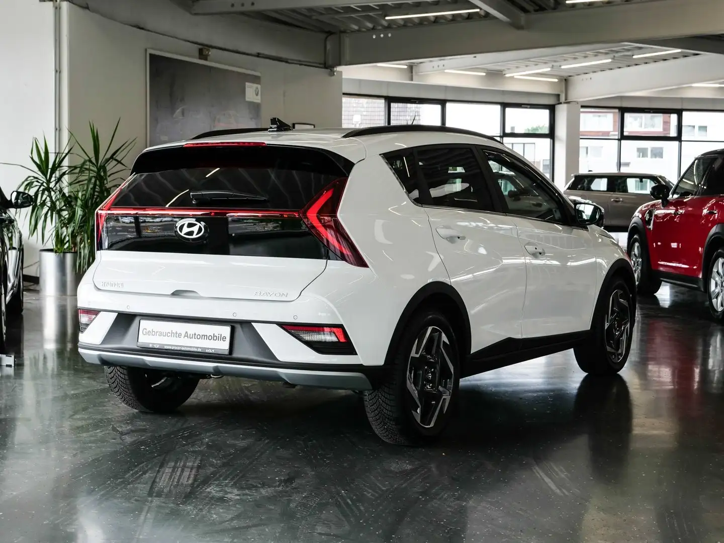 Hyundai BAYON FL 1.0 T-GDI DCT Trend Aut Nav LED RFK+PDC Bílá - 2