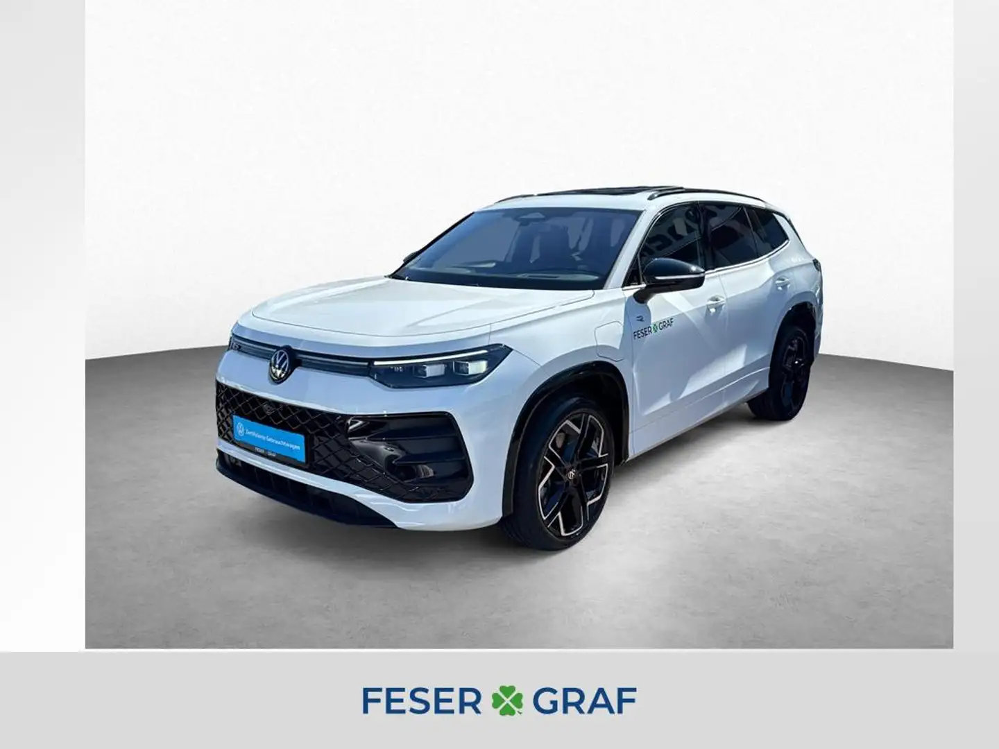 Volkswagen Tayron R-Line 1,5 l eHybrid DSG AHK PANO MATRIX Weiß - 1
