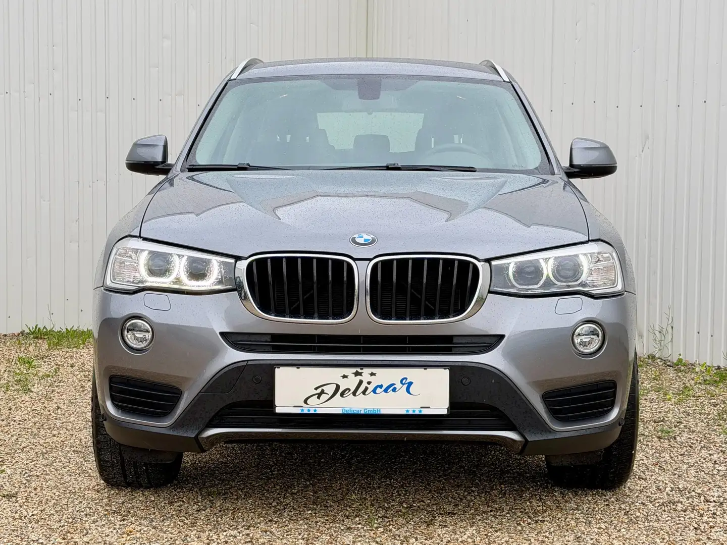 BMW X3 xDrive 2.0d Erstbesitz voller Service Heft Grau - 2