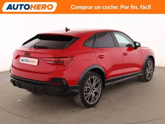 Audi Q3 view 6