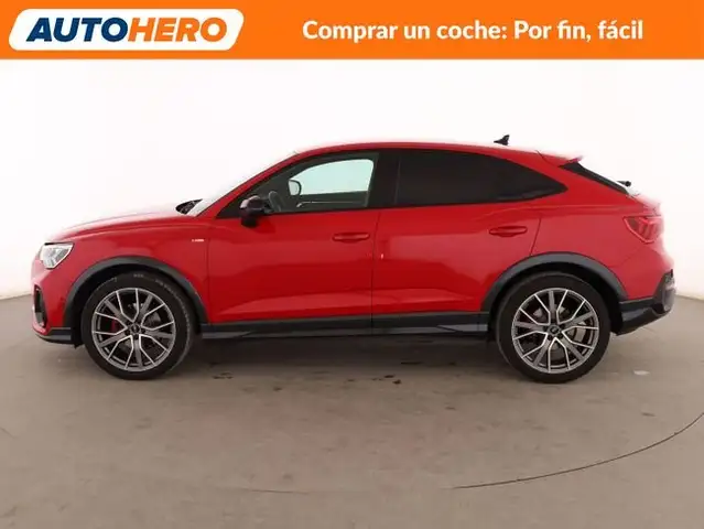 Audi Q3 view 3