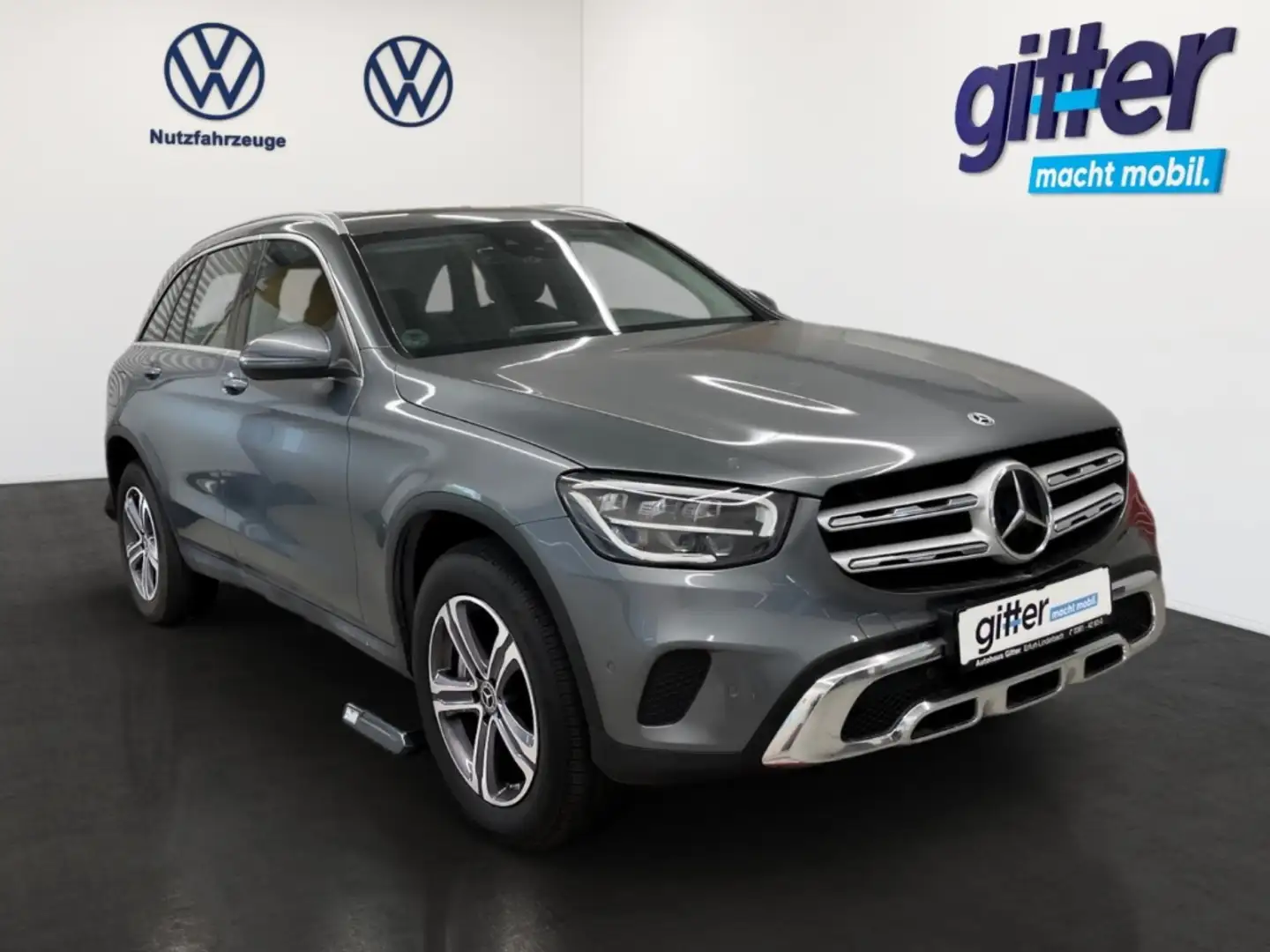Mercedes-Benz GLC 300 de 4Matic ACC LED ISOFIX CAR PLAY AHZV NAVI Сірий - 2