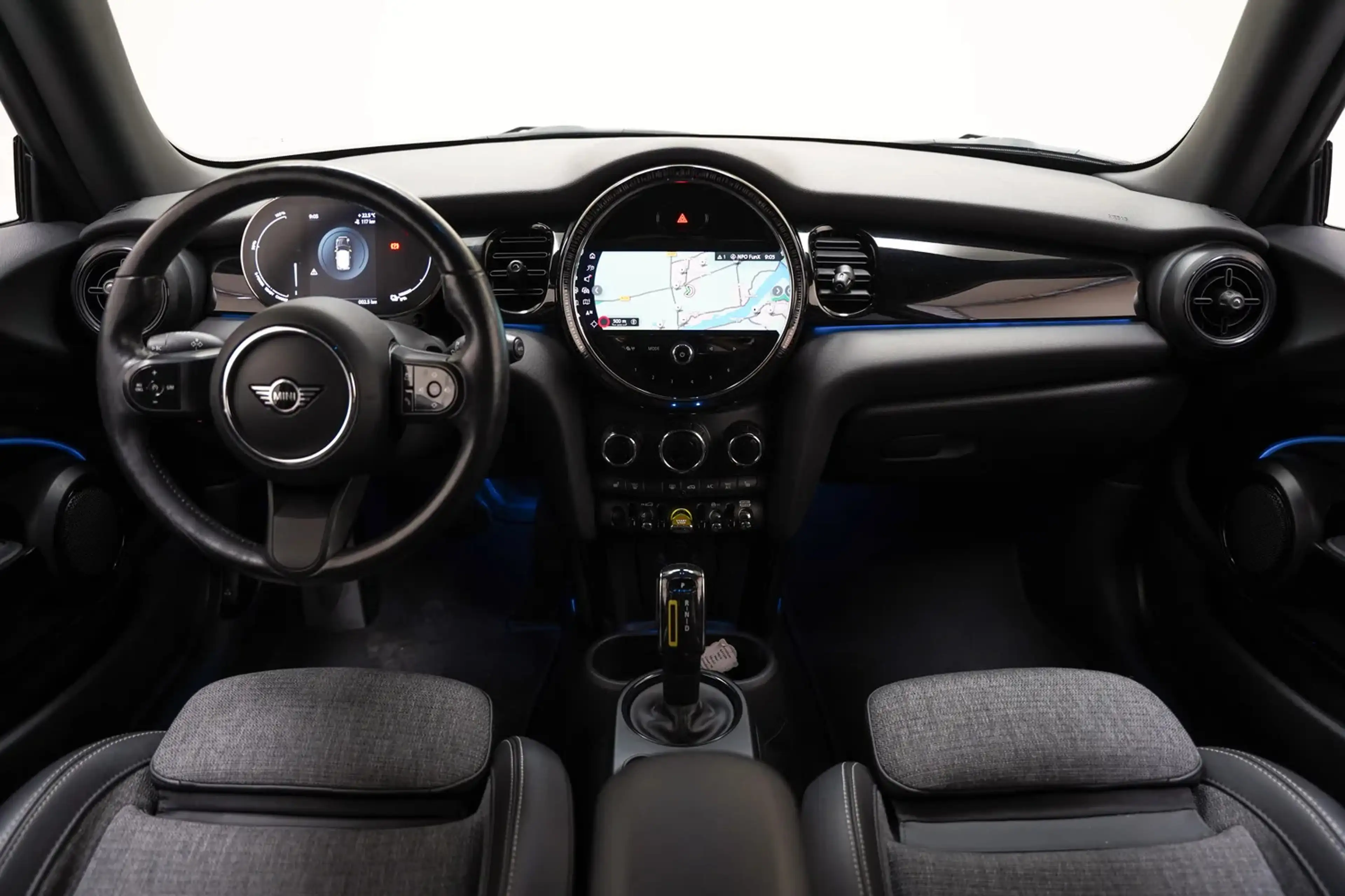 MINI Mini Electric Classic 33 kWh [ Navi Apple/Android — photo 4