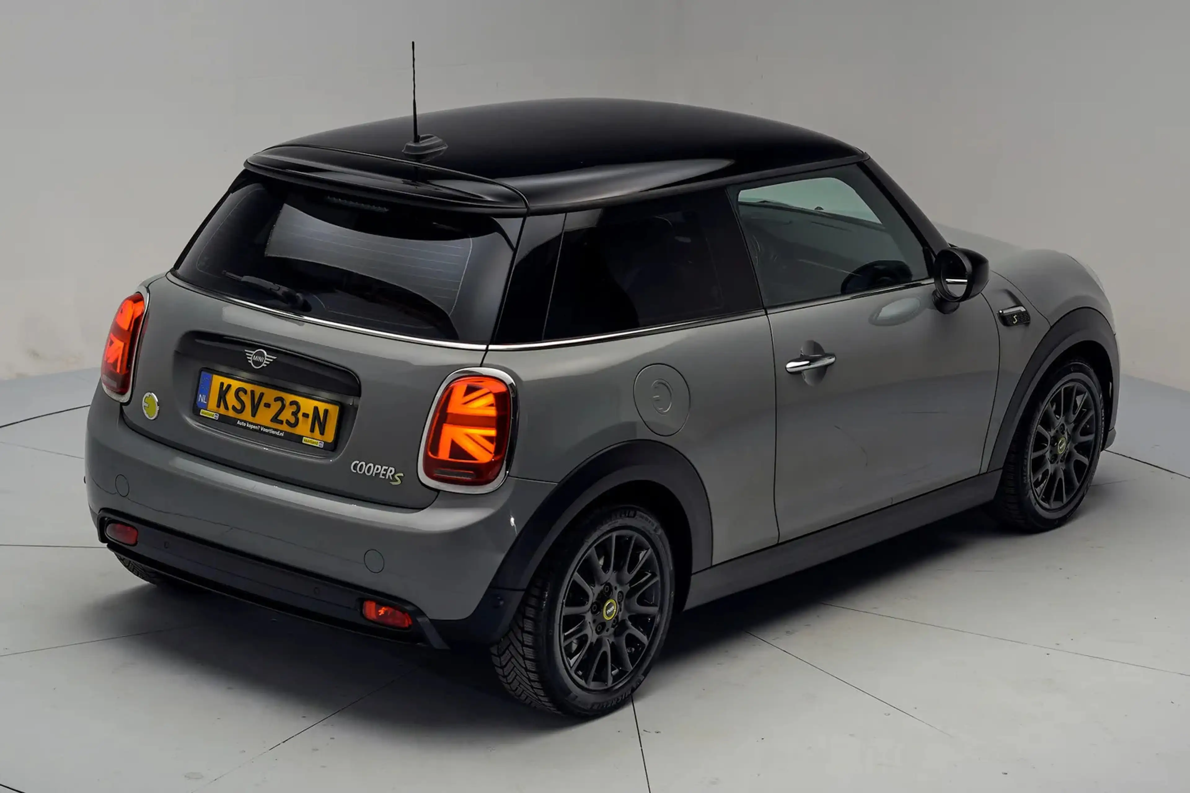 MINI Mini Electric Classic 33 kWh [ Navi Apple/Android — photo 15