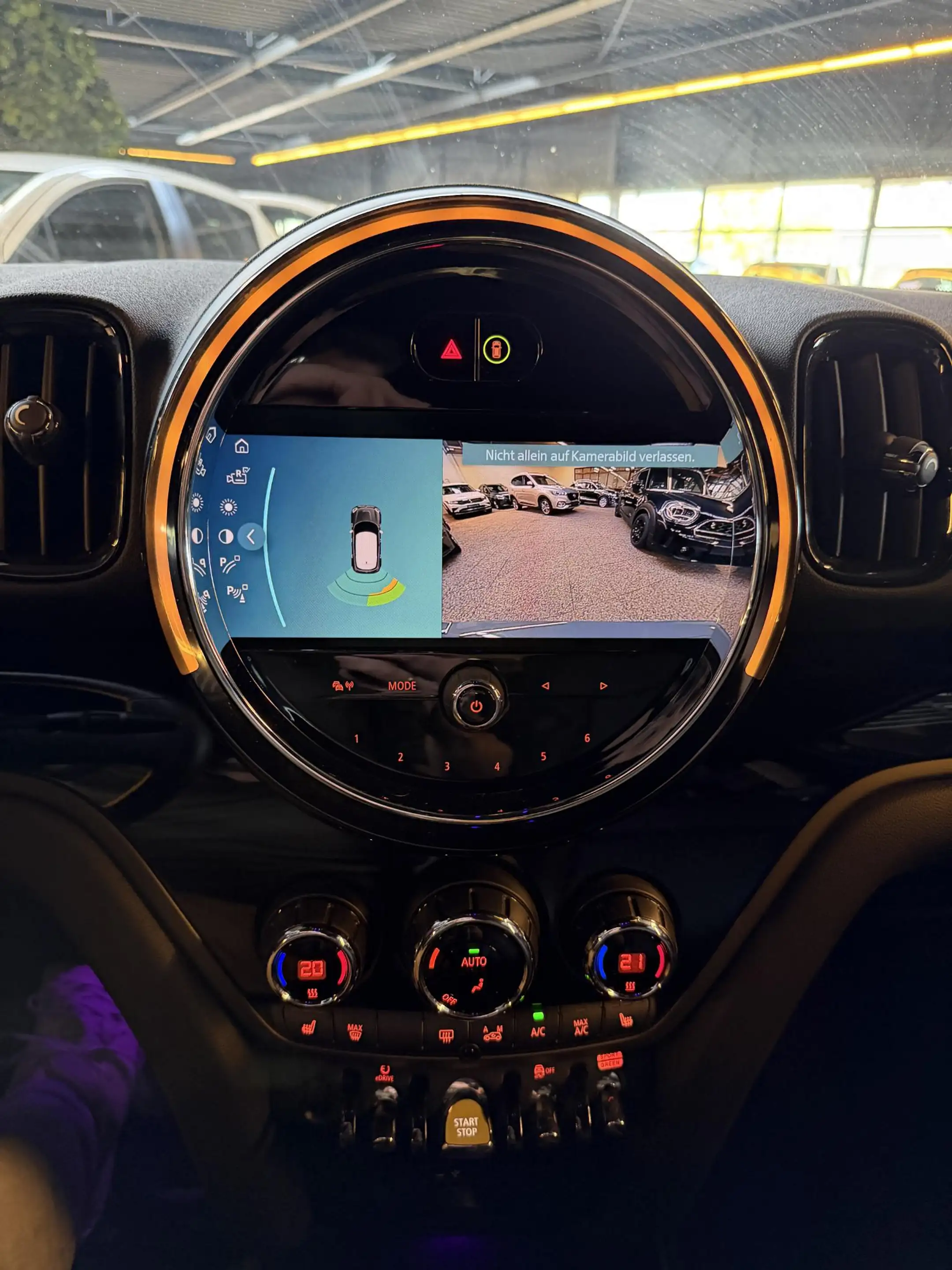 MINI Cooper SE Countryman 1.5 ALL4 Essential | Leder | Camera | Black Optic — photo 14