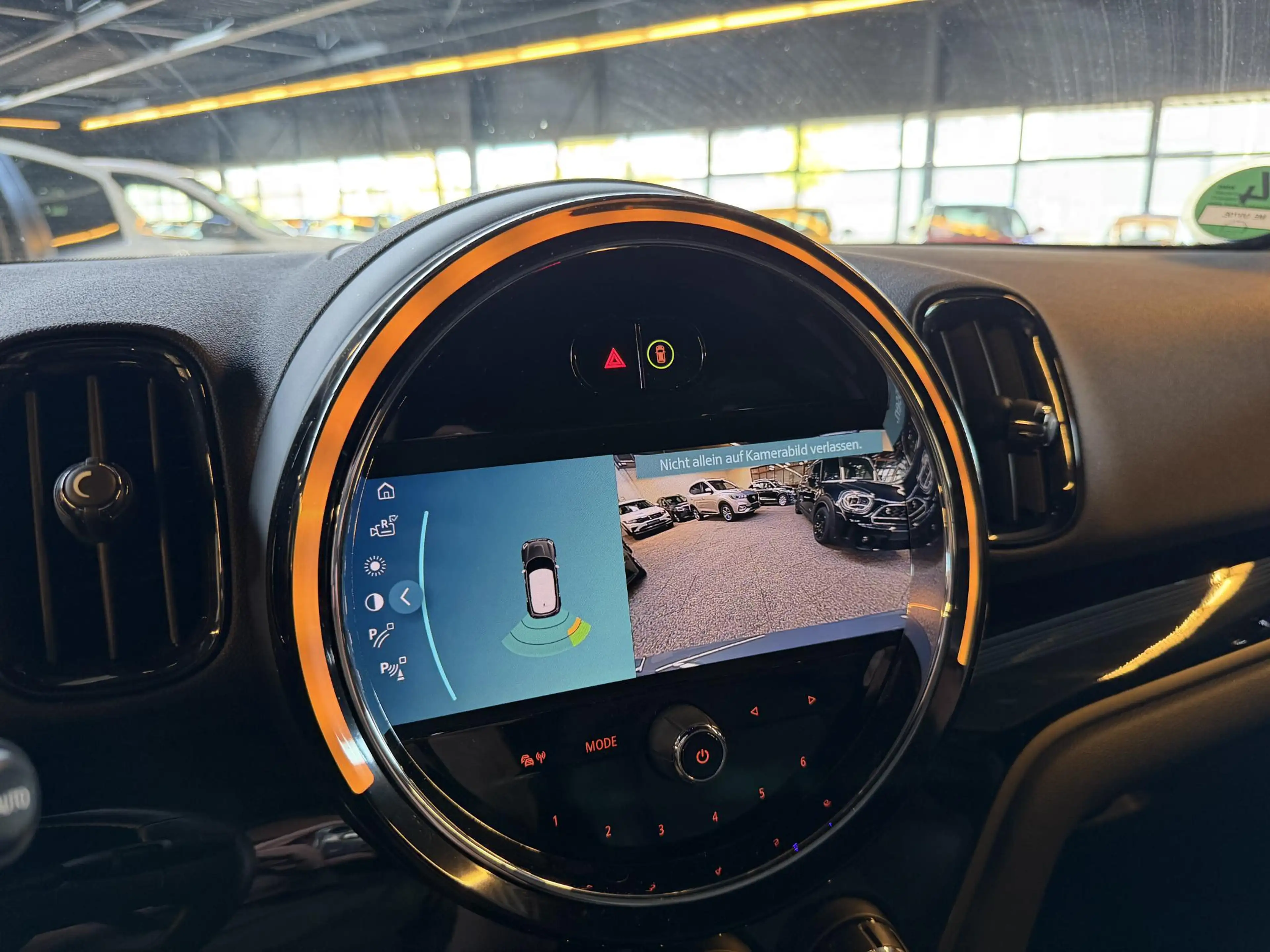 MINI Cooper SE Countryman 1.5 ALL4 Essential | Leder | Camera | Black Optic — photo 13