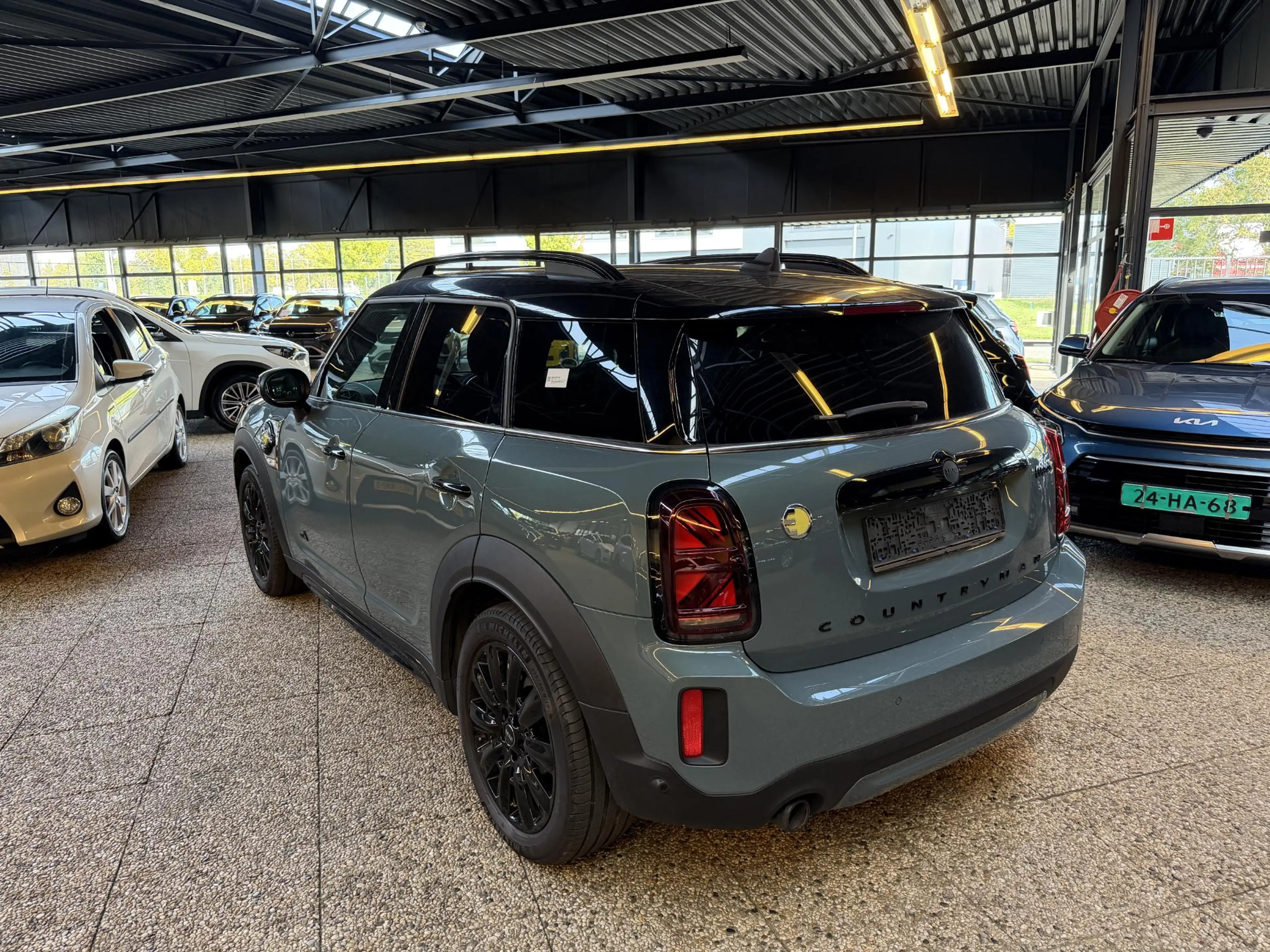MINI Cooper SE Countryman 1.5 ALL4 Essential | Leder | Camera | Black Optic — photo 2