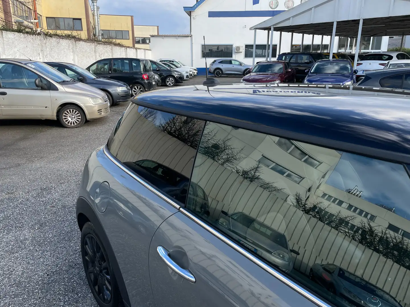 MINI Cooper D 3p. 1.5 Cooper D 116CV Baker Street Gris - 2