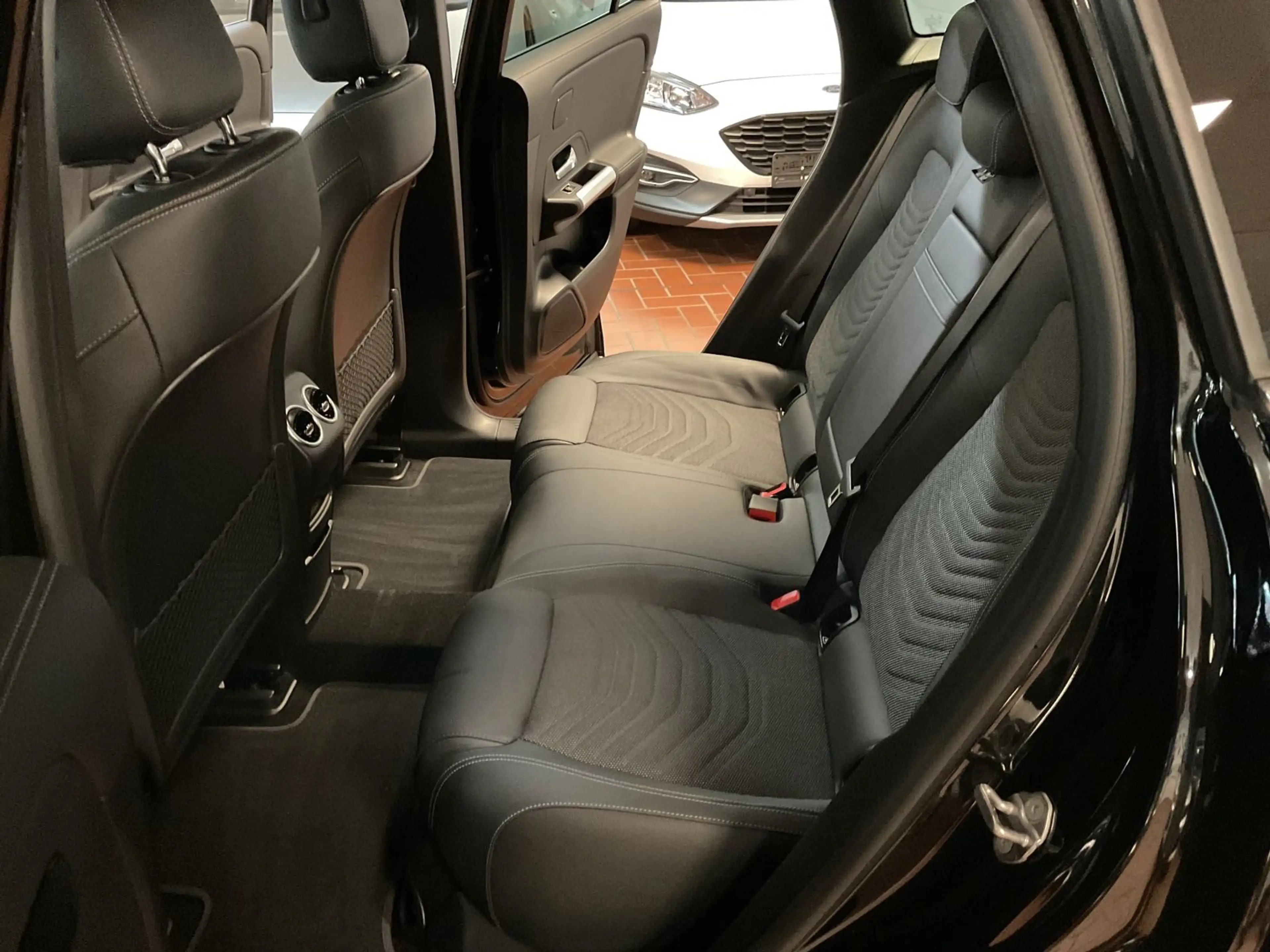 Mercedes-Benz EQA 250 Progressive Head UP,360 Kamera — photo 10