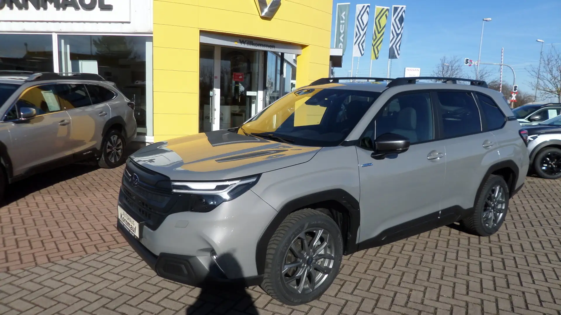 Subaru Forester 2.0ie e-BOXER Exclusive Lineart Neues Modell Argent - 1