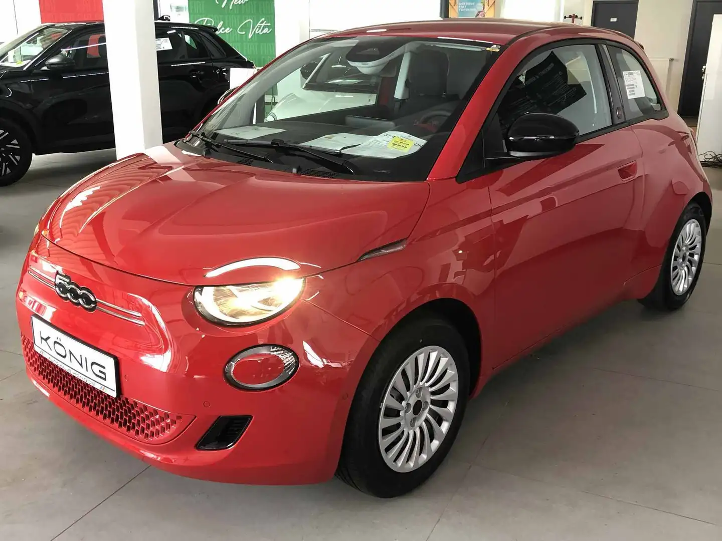 Fiat 500 Elektro RED 3+1 MY25 Komfortpaket Automatik Rot - 1