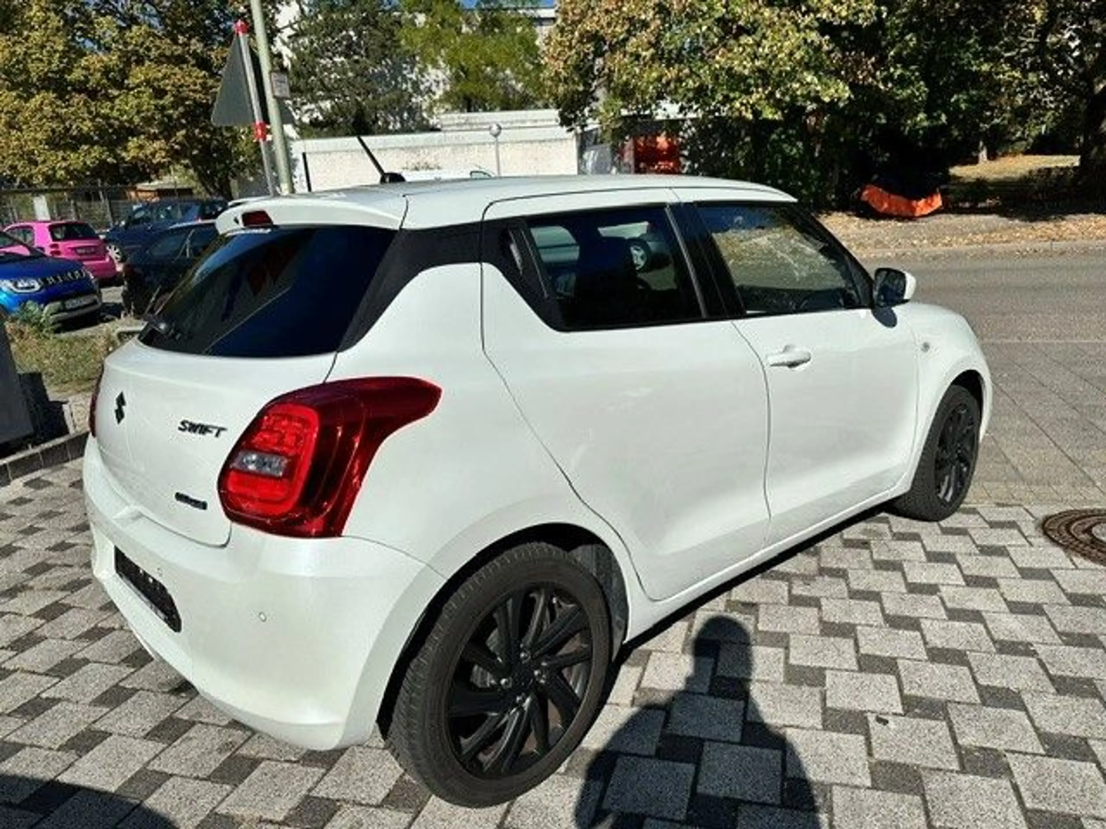 Suzuki Swift 1.2 Hybrid Comfort CVT/NAVI/LED/SHZ — photo 7