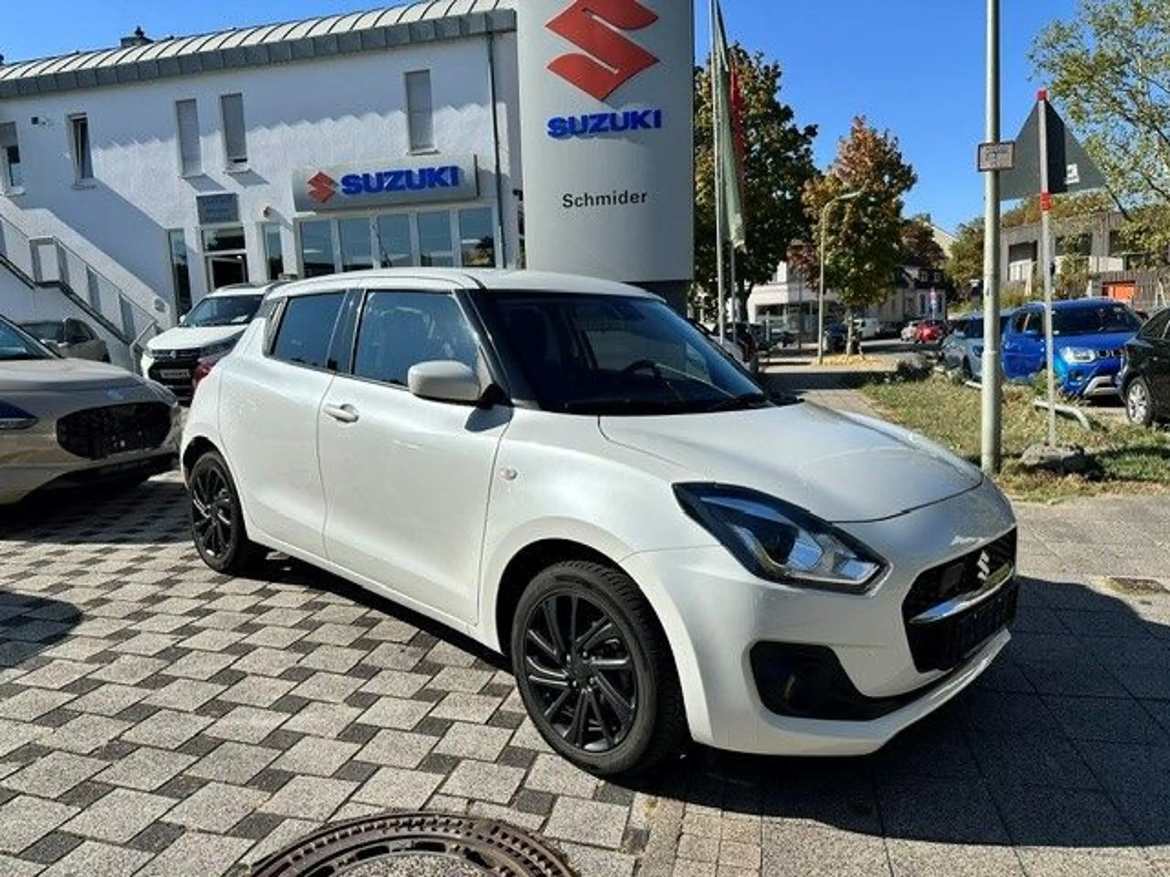 Suzuki Swift 1.2 Hybrid Comfort CVT/NAVI/LED/SHZ