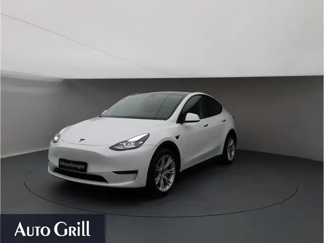 Tesla Model Y Dual AWD  Pano 4xSHZ HD Kamera