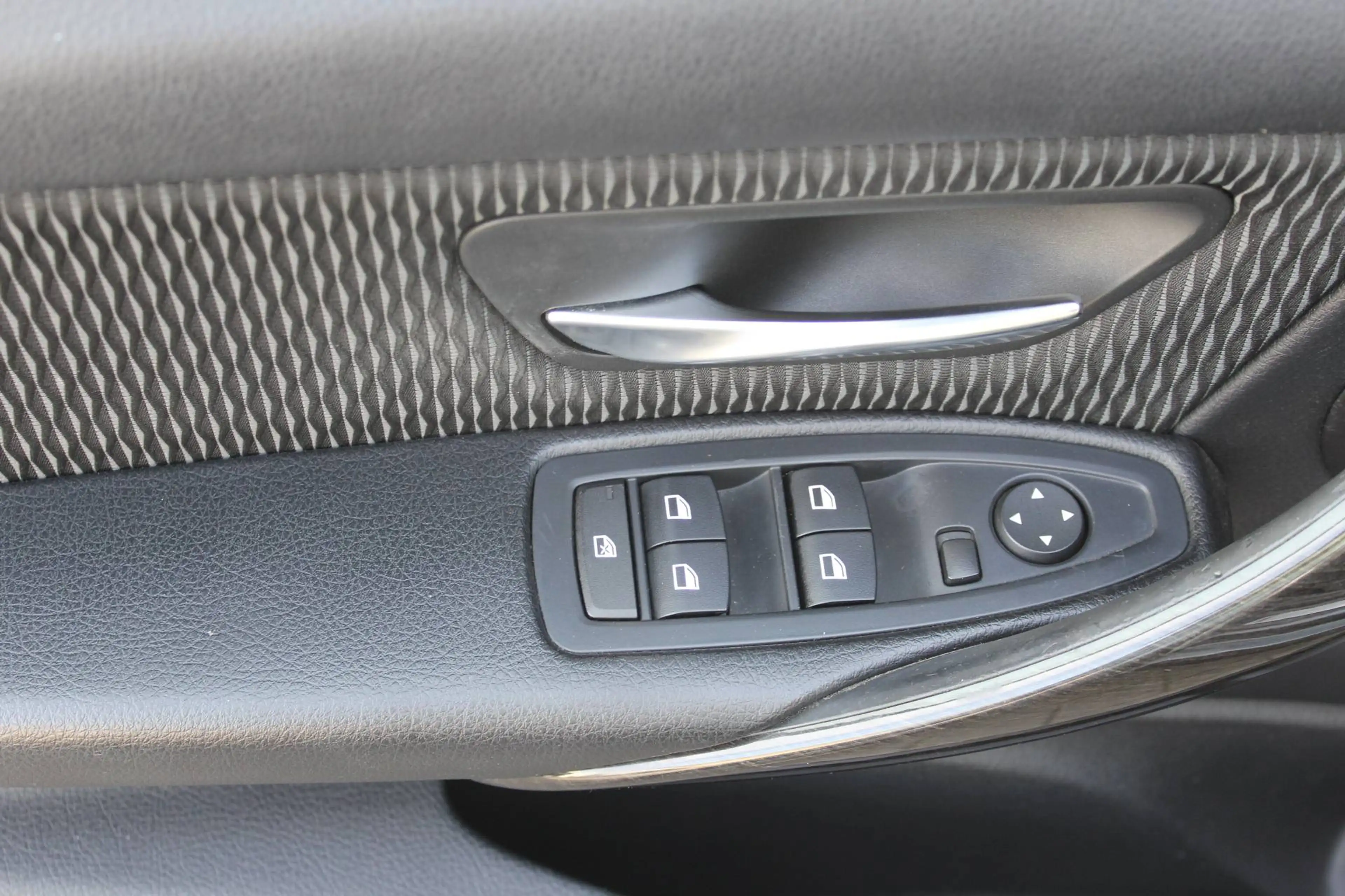 BMW 316 316i High Executive Automaat — photo 10
