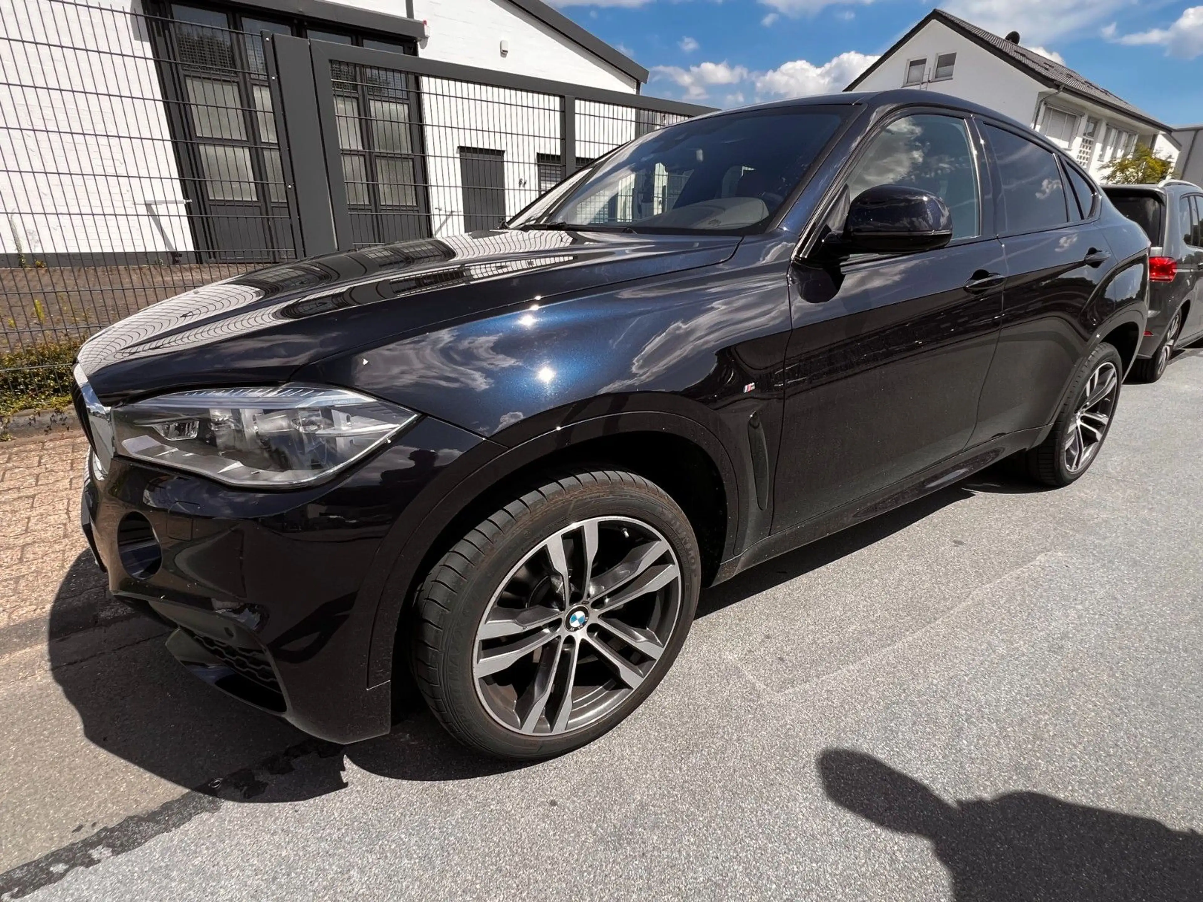 BMW X6 xDrive 30 d Edition M-Sport — photo 17