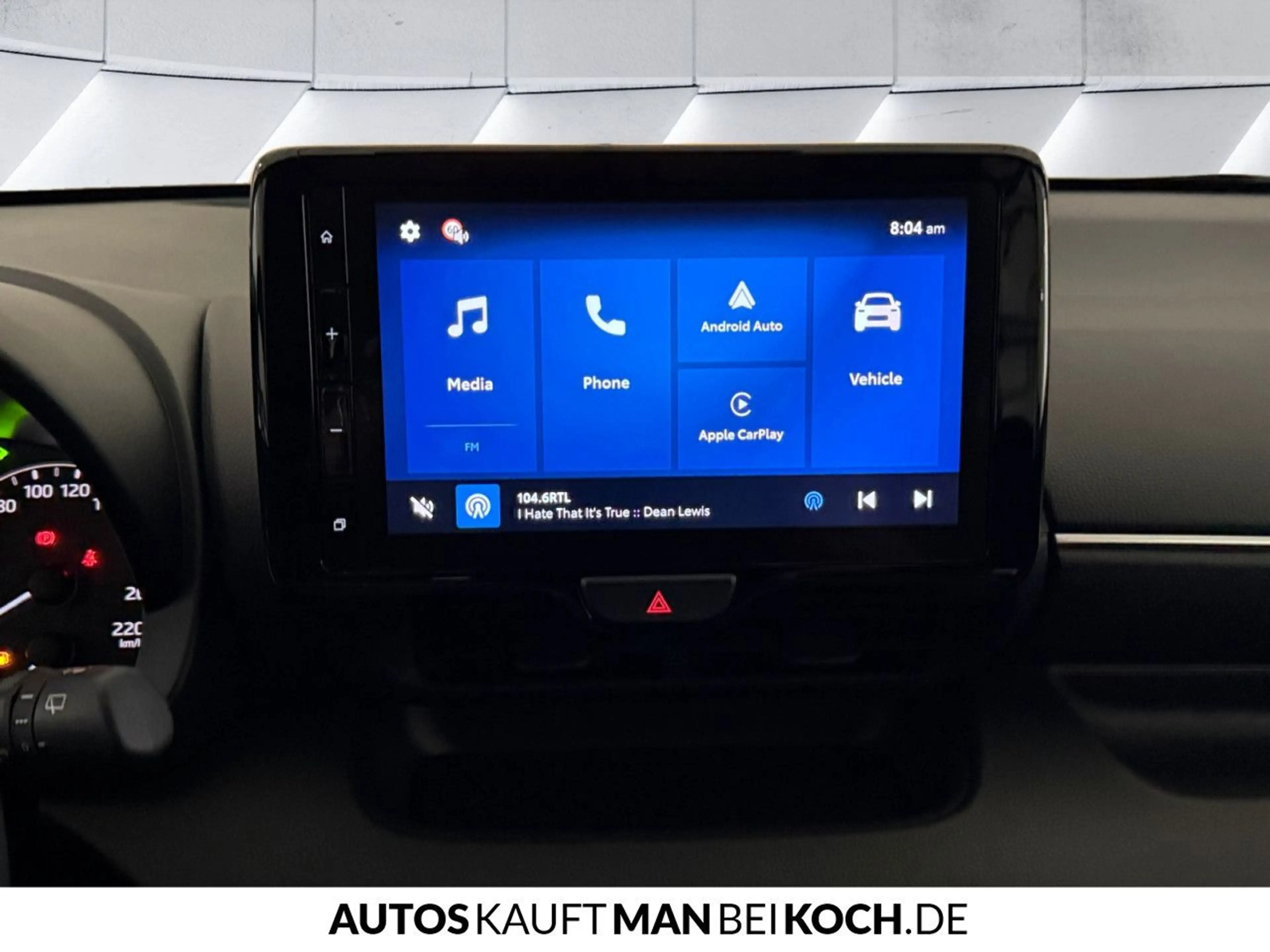 Mazda 2 Hybrid 1.5 VVT-i 116 CVT CENTRE-LINE SH R-Cam AC — photo 13