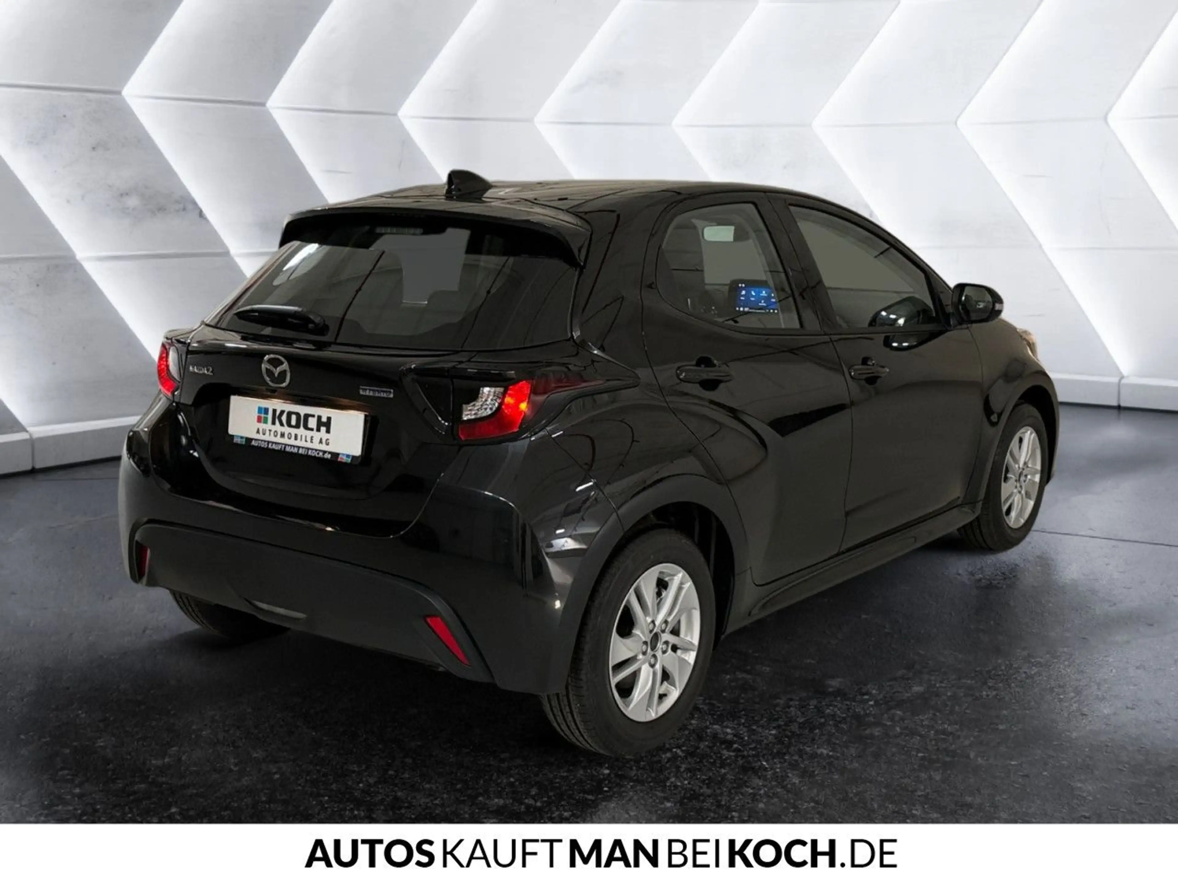 Mazda 2 Hybrid 1.5 VVT-i 116 CVT CENTRE-LINE SH R-Cam AC — photo 5