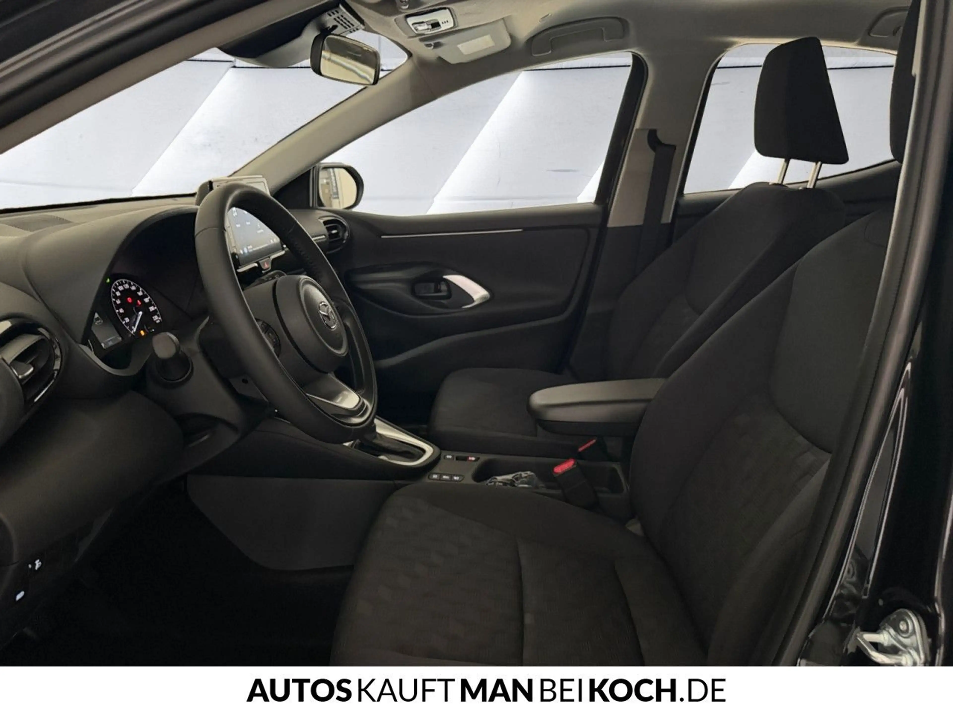 Mazda 2 Hybrid 1.5 VVT-i 116 CVT CENTRE-LINE SH R-Cam AC — photo 7