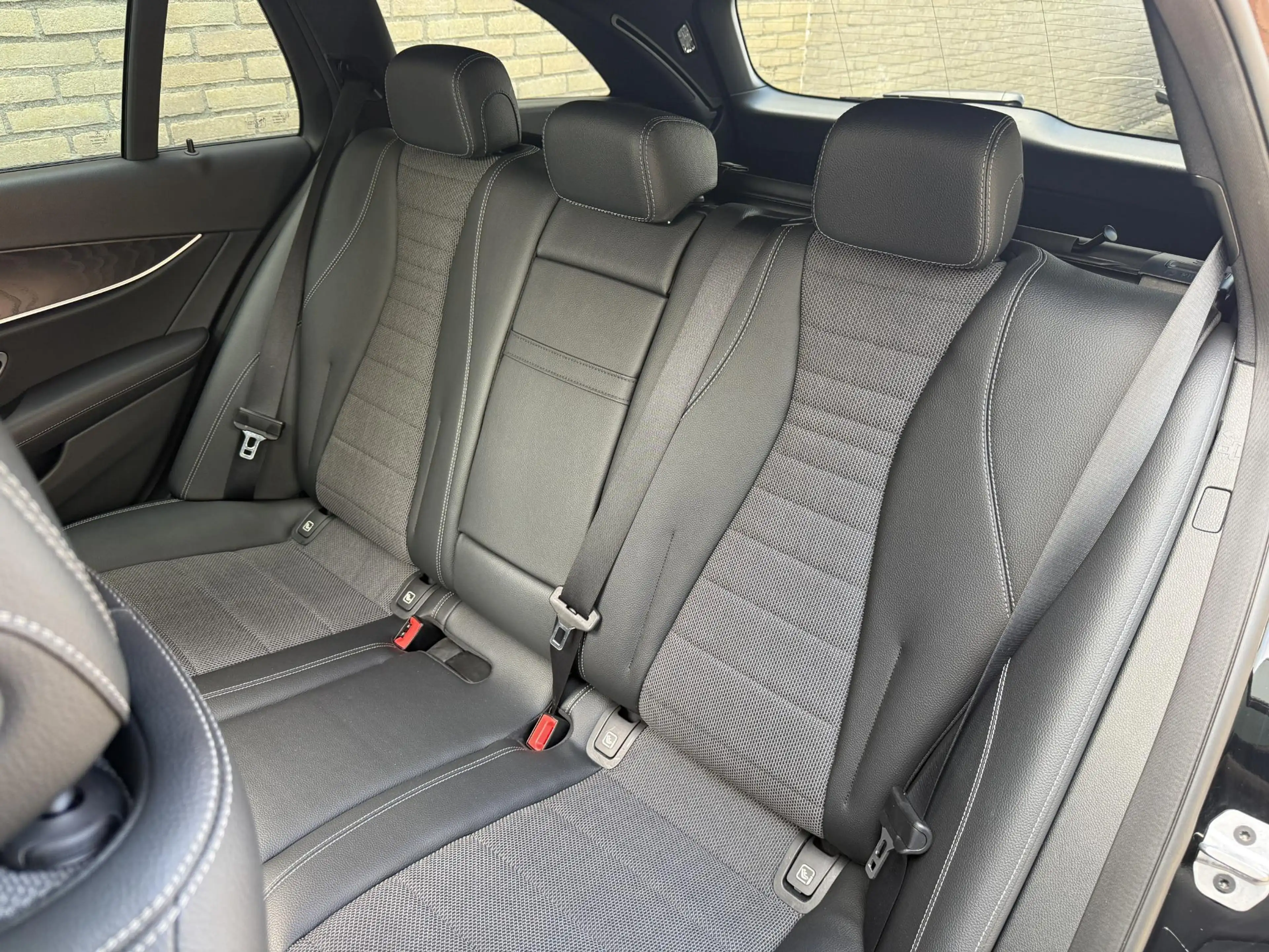 Mercedes-Benz E 300 Estate e 320pk Avantgarde AMG Line | Elektrisch we — photo 21