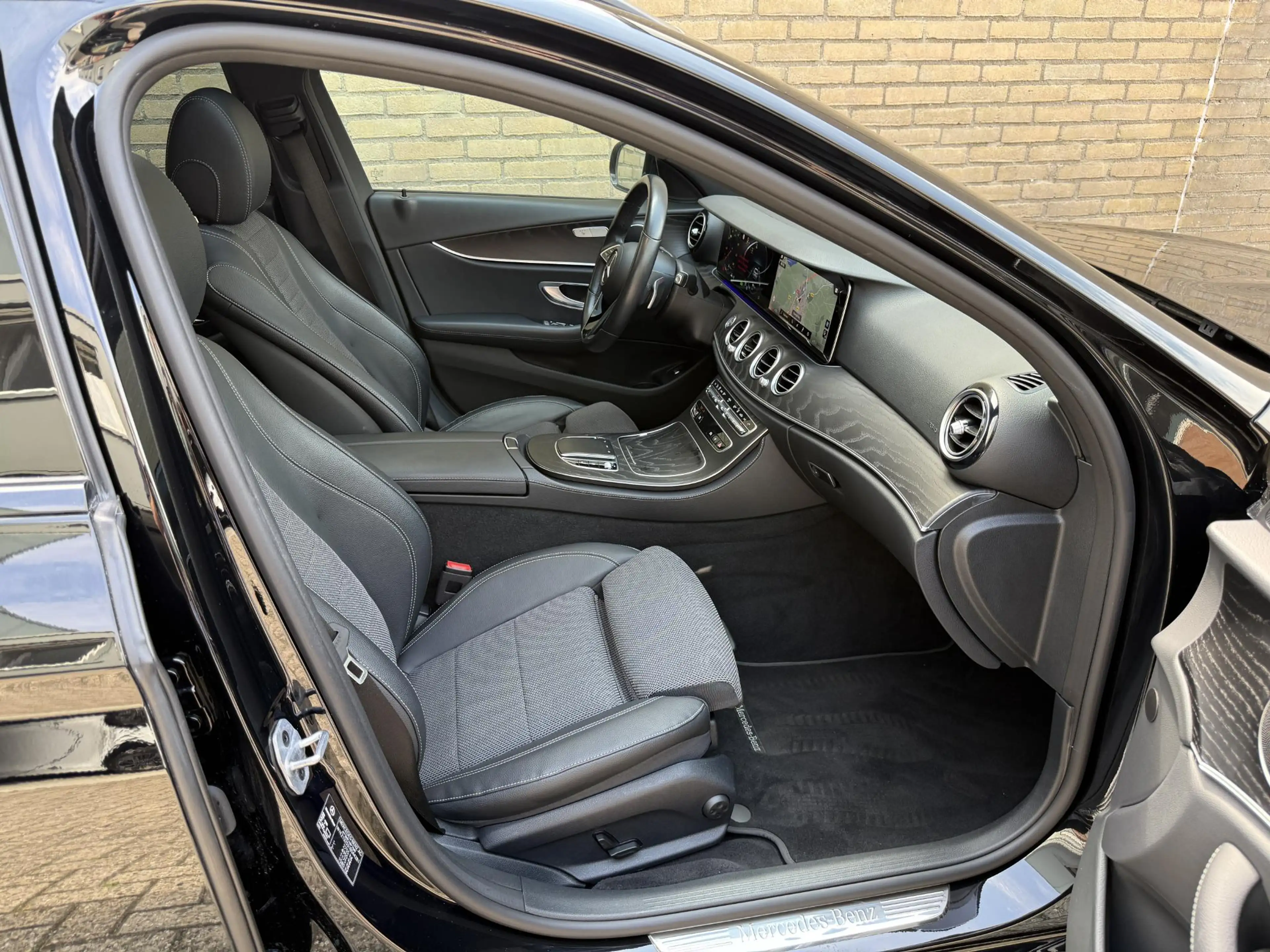 Mercedes-Benz E 300 Estate e 320pk Avantgarde AMG Line | Elektrisch we — photo 23