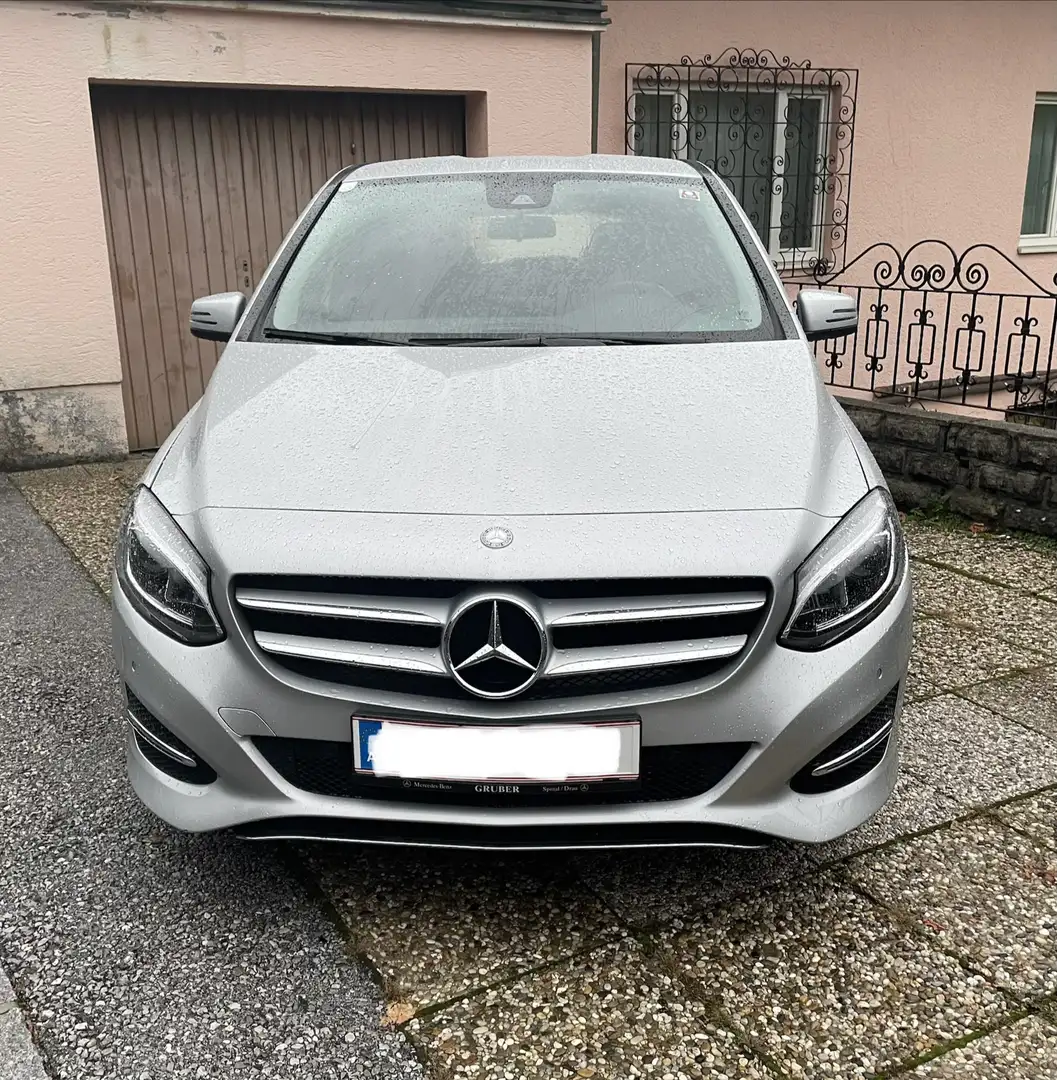 Mercedes-Benz B 180 d BlueEfficiency Edition Silber - 2