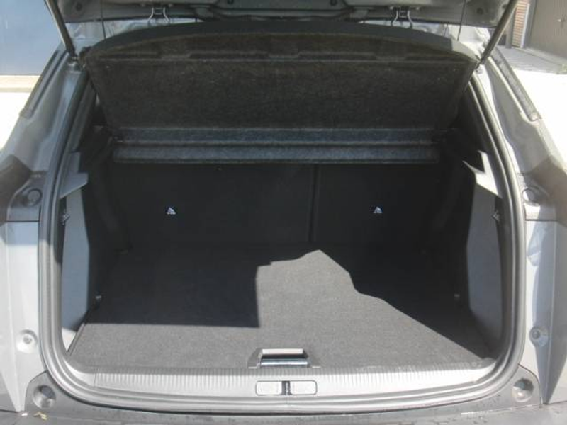 Peugeot 2008 Allure — photo 11