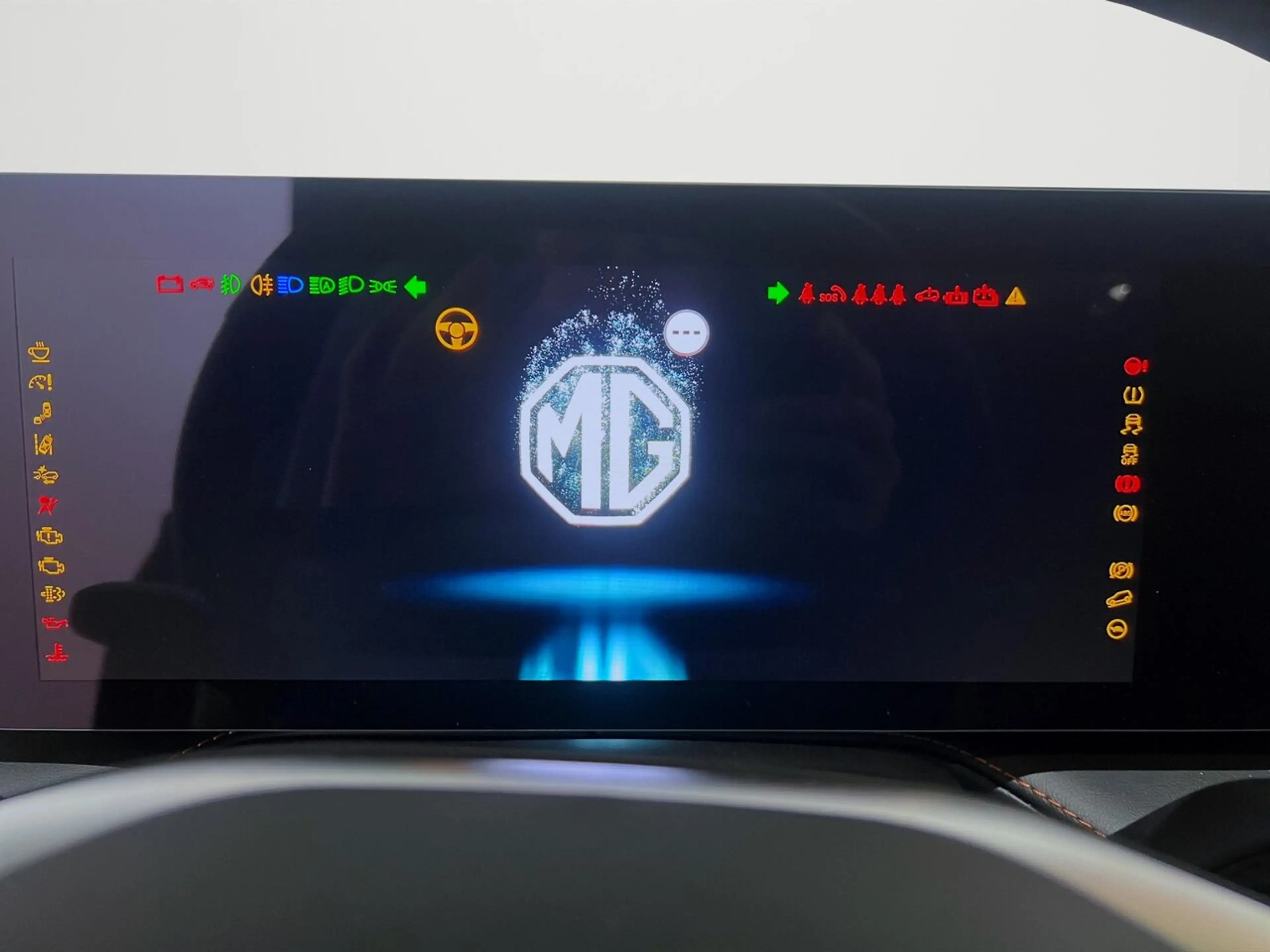 MG HS LUXURY/LEDER/NAVI/LED / 360° — photo 10