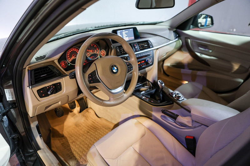BMW 318 d Touring *Modern-Line* Leder Navi Xenon — photo 9