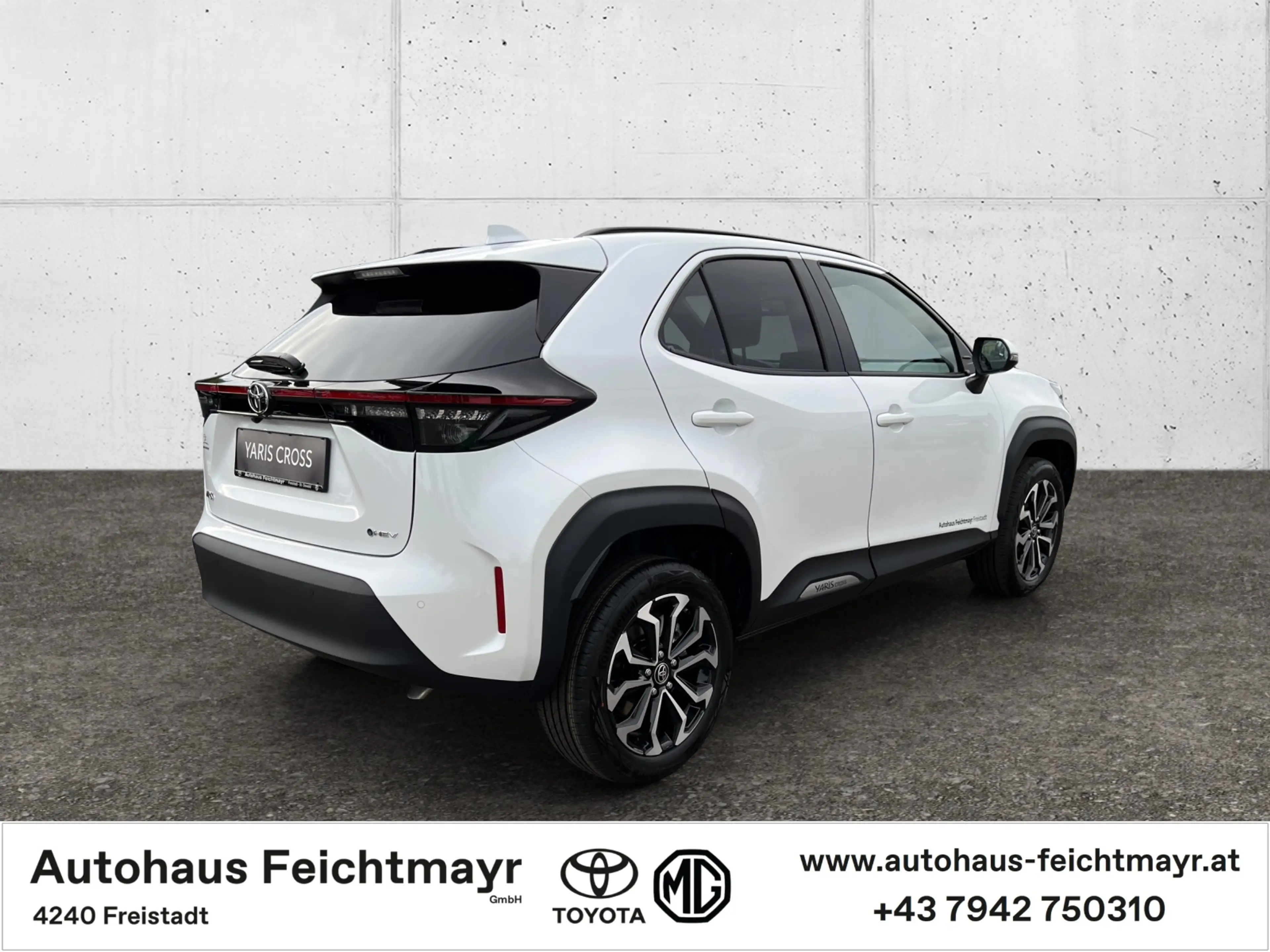 Toyota Yaris Cross HYBRID 2WD Active Drive Safety Paket 5t. — photo 5