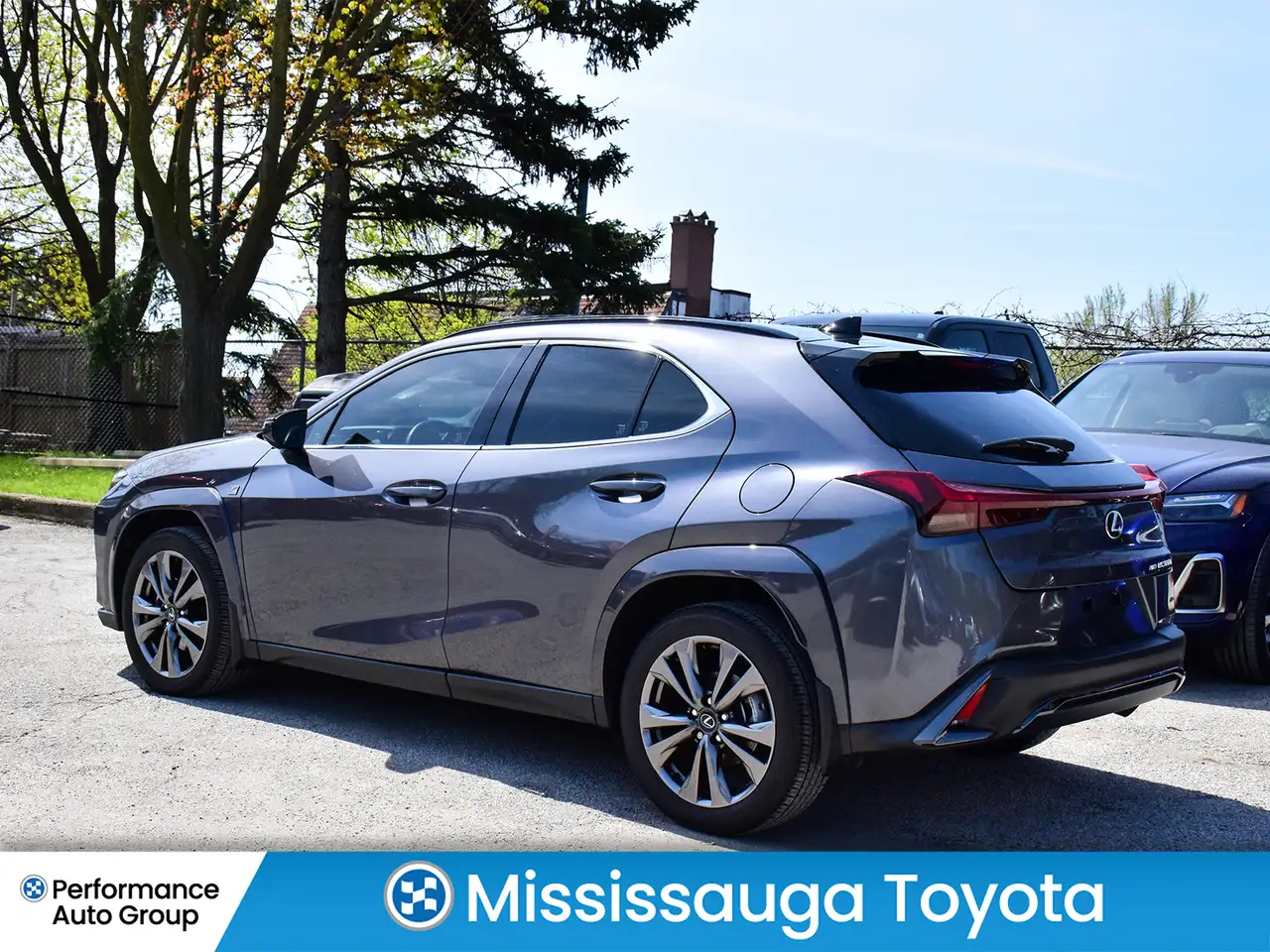 Lexus UX снимка Lexus UX