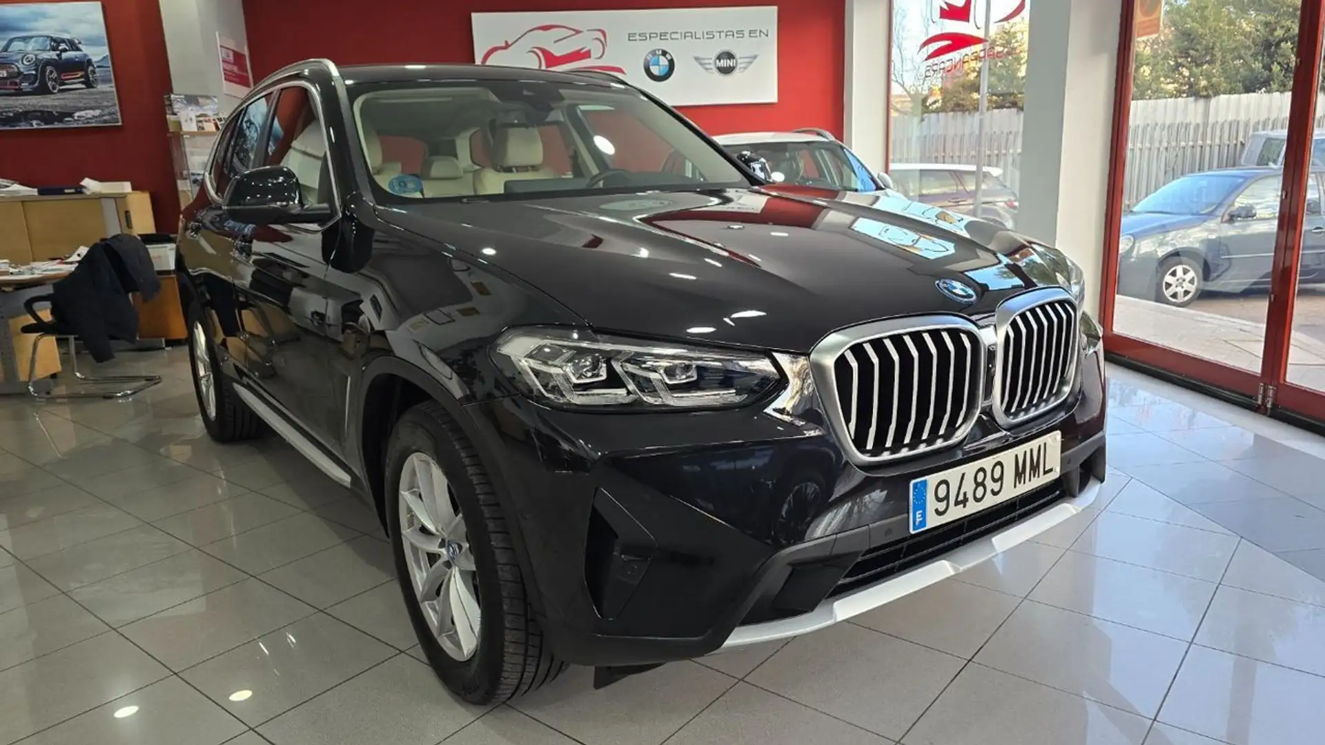 BMW X3 xDrive 30e xLine Zwart - 2
