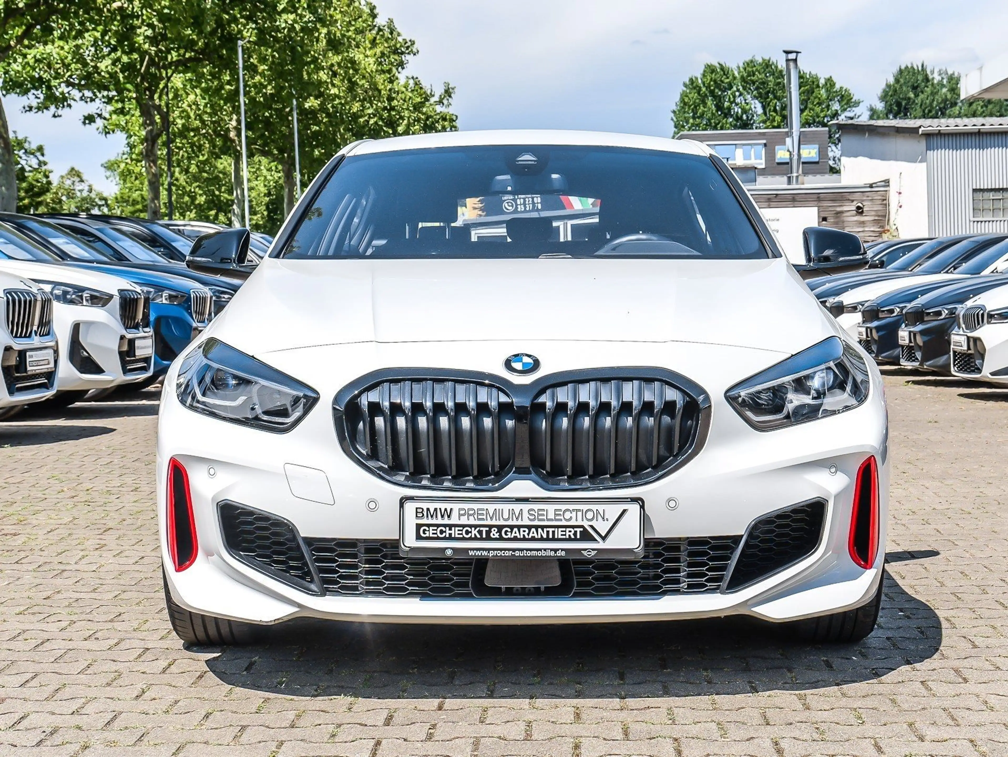 BMW 128 ti M Sport Pro HUD NAVI LED PDC V+H DAB Klima — photo 8