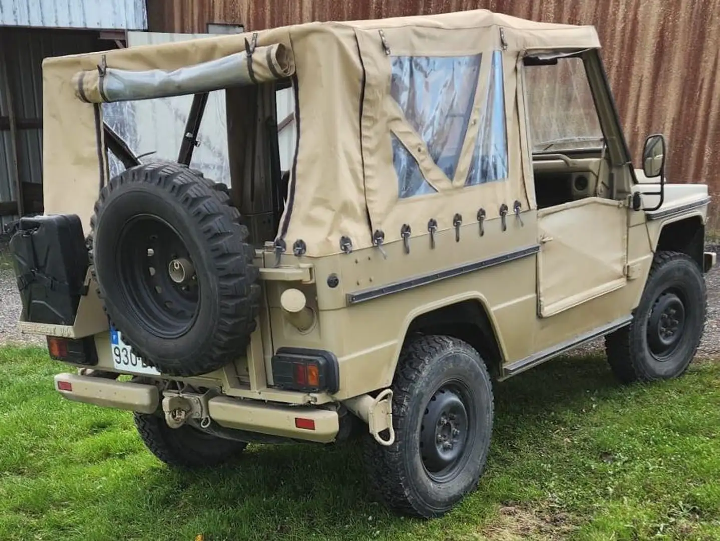Peugeot P4 Bej - 2